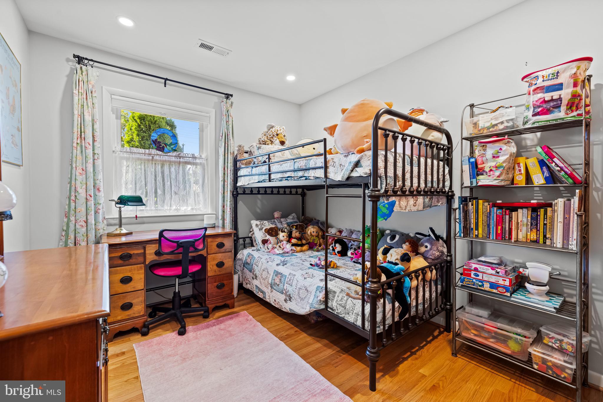 REISTERSTOWN - Residential