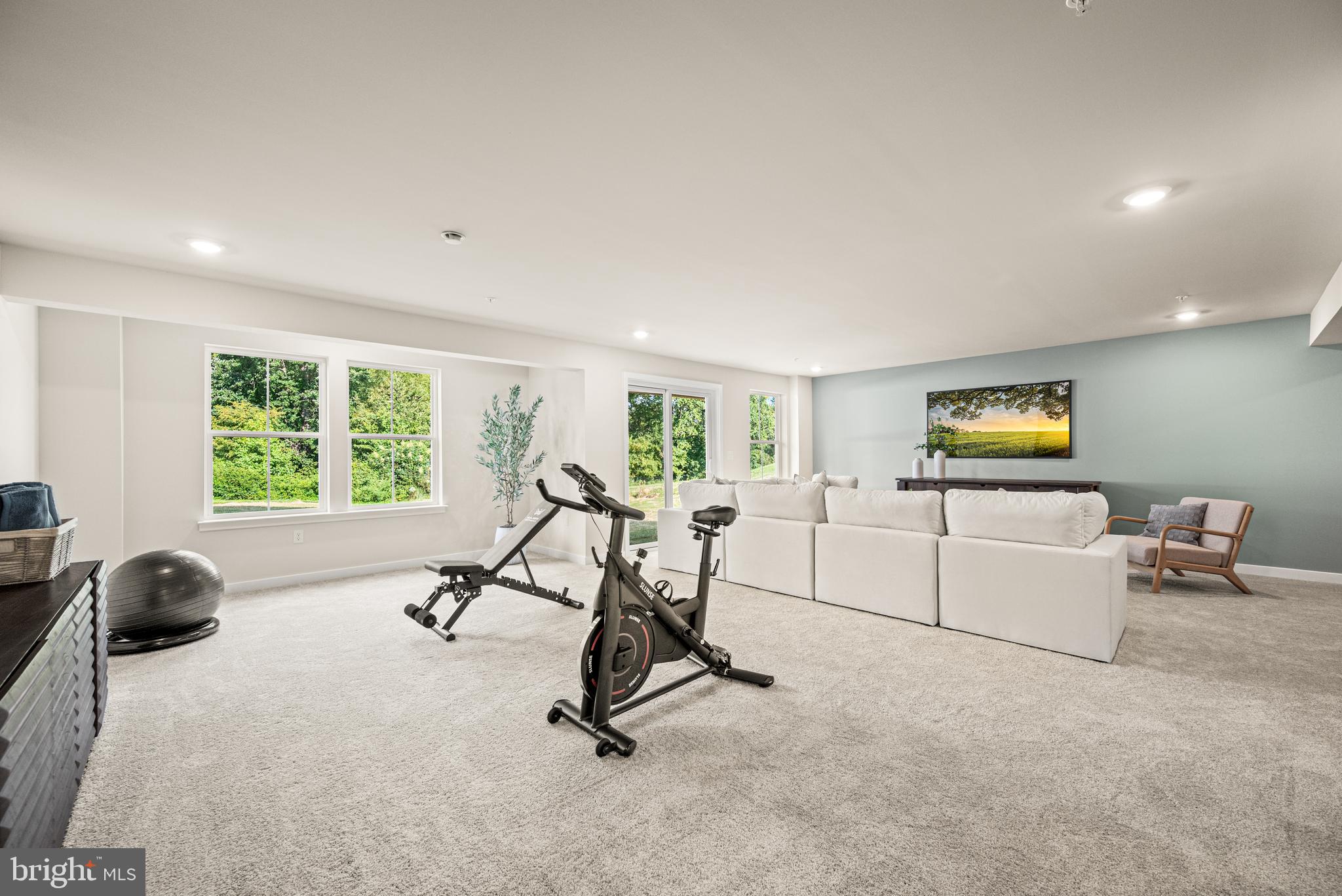 RIVERBEND - Residential