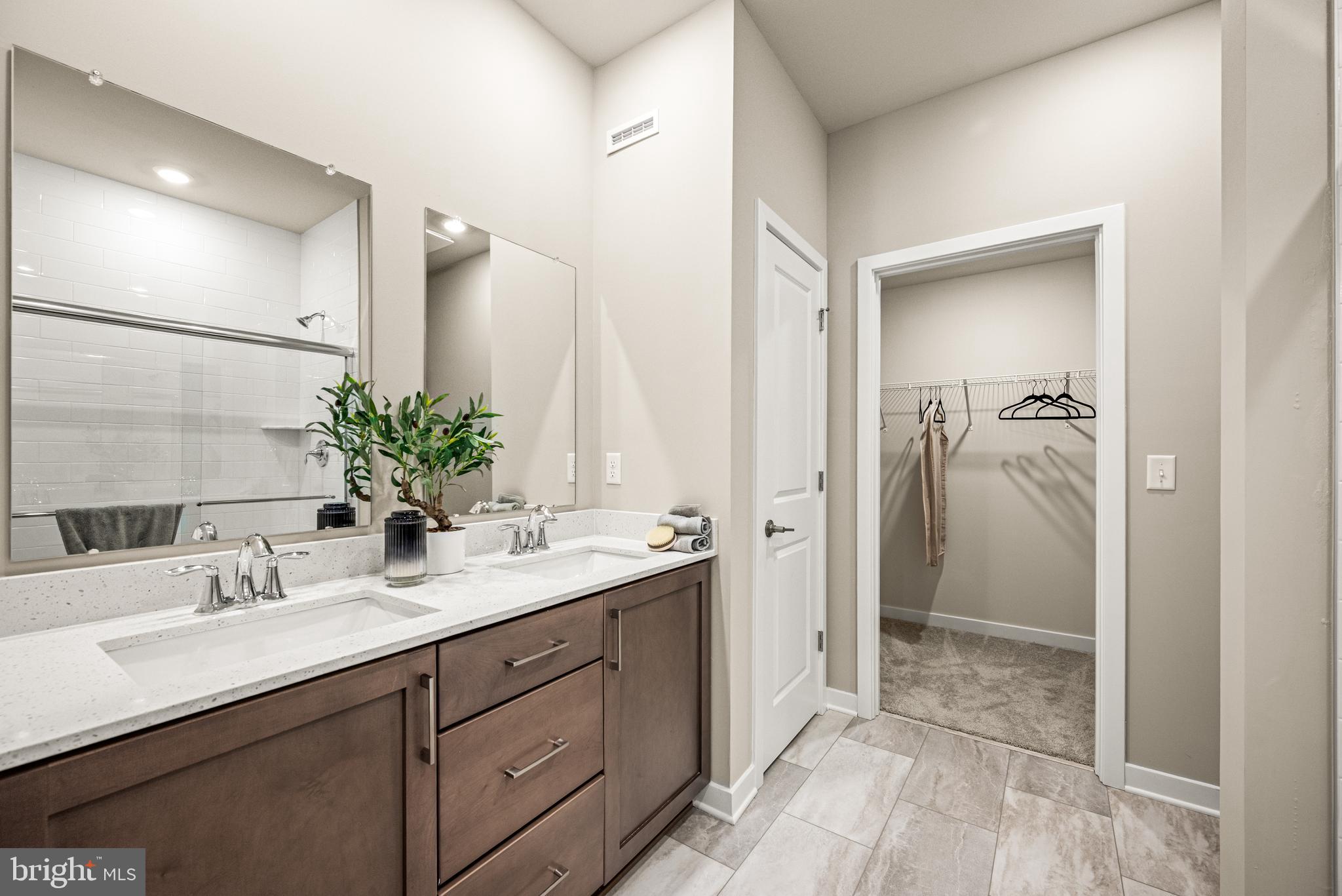 RIVERBEND - Residential