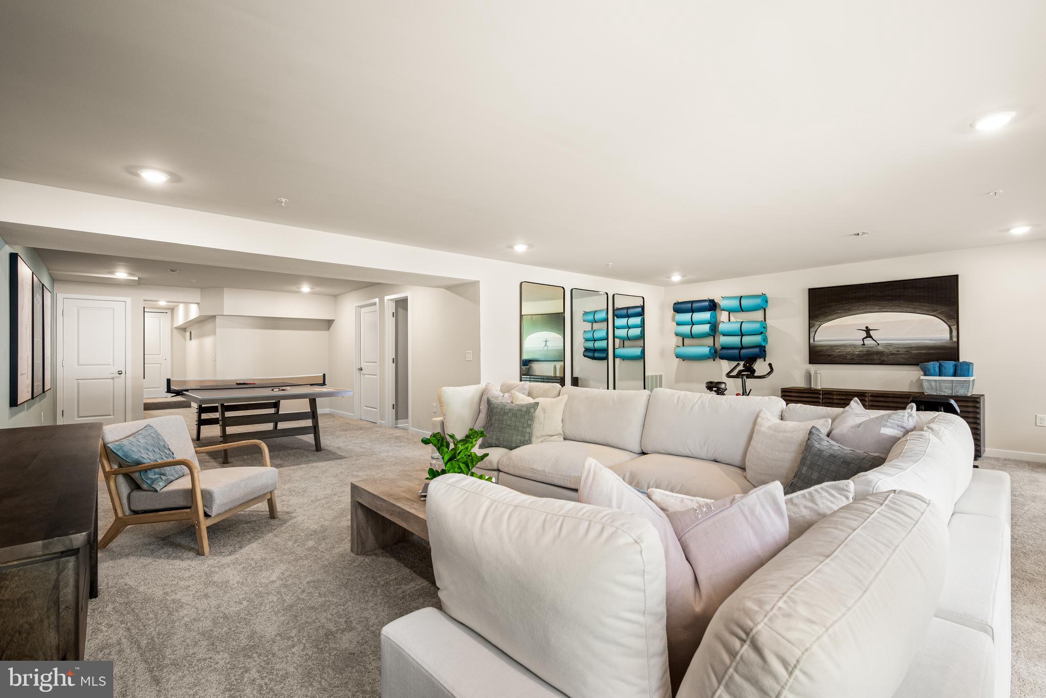 RIVERBEND - Residential