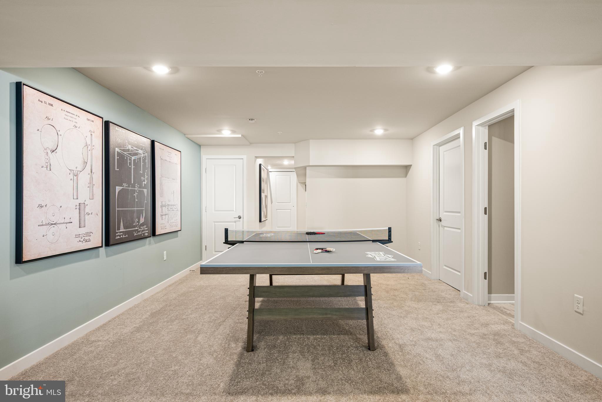 RIVERBEND - Residential