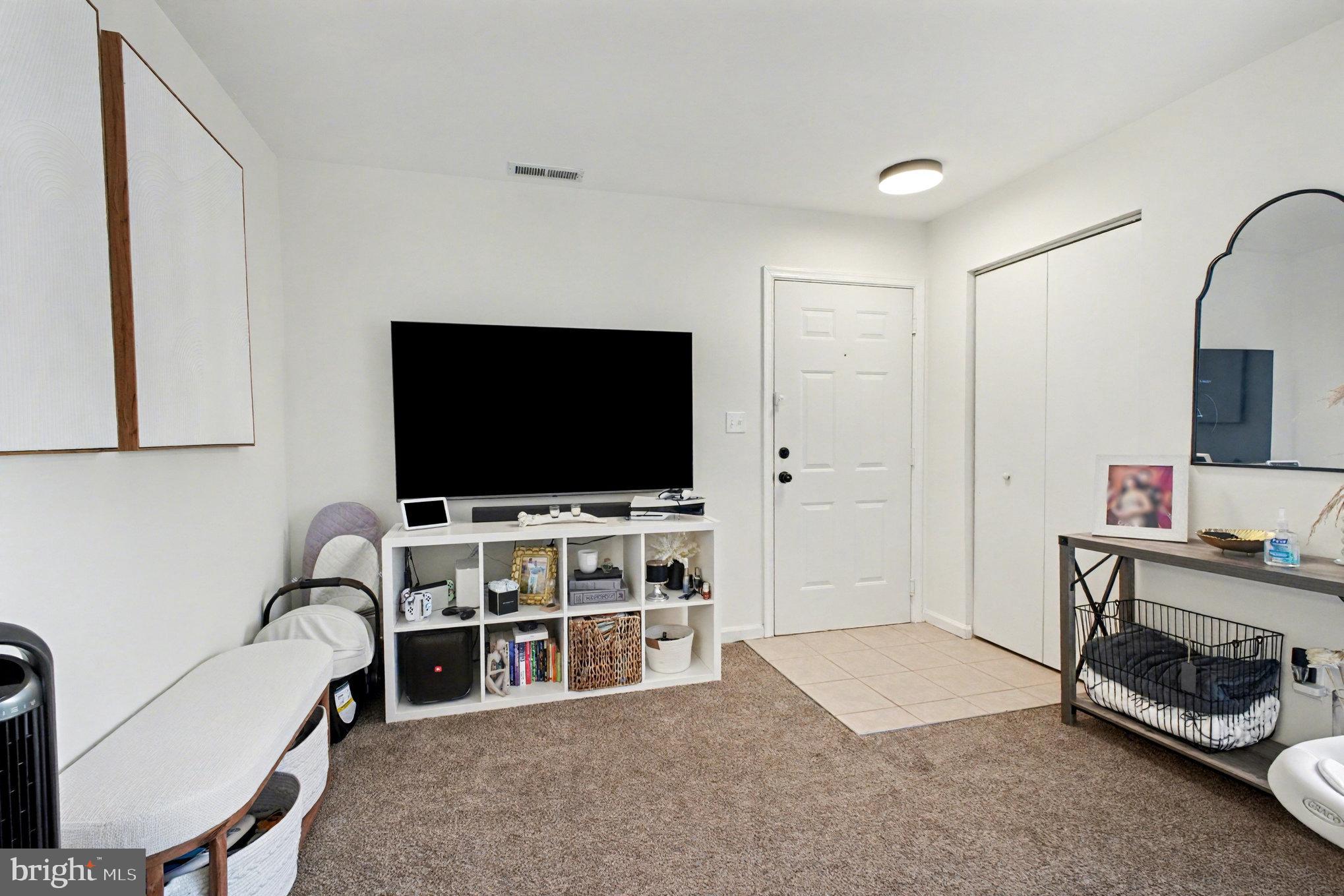 CARRIAGE POINTE AT AQUIA - Residential Lease