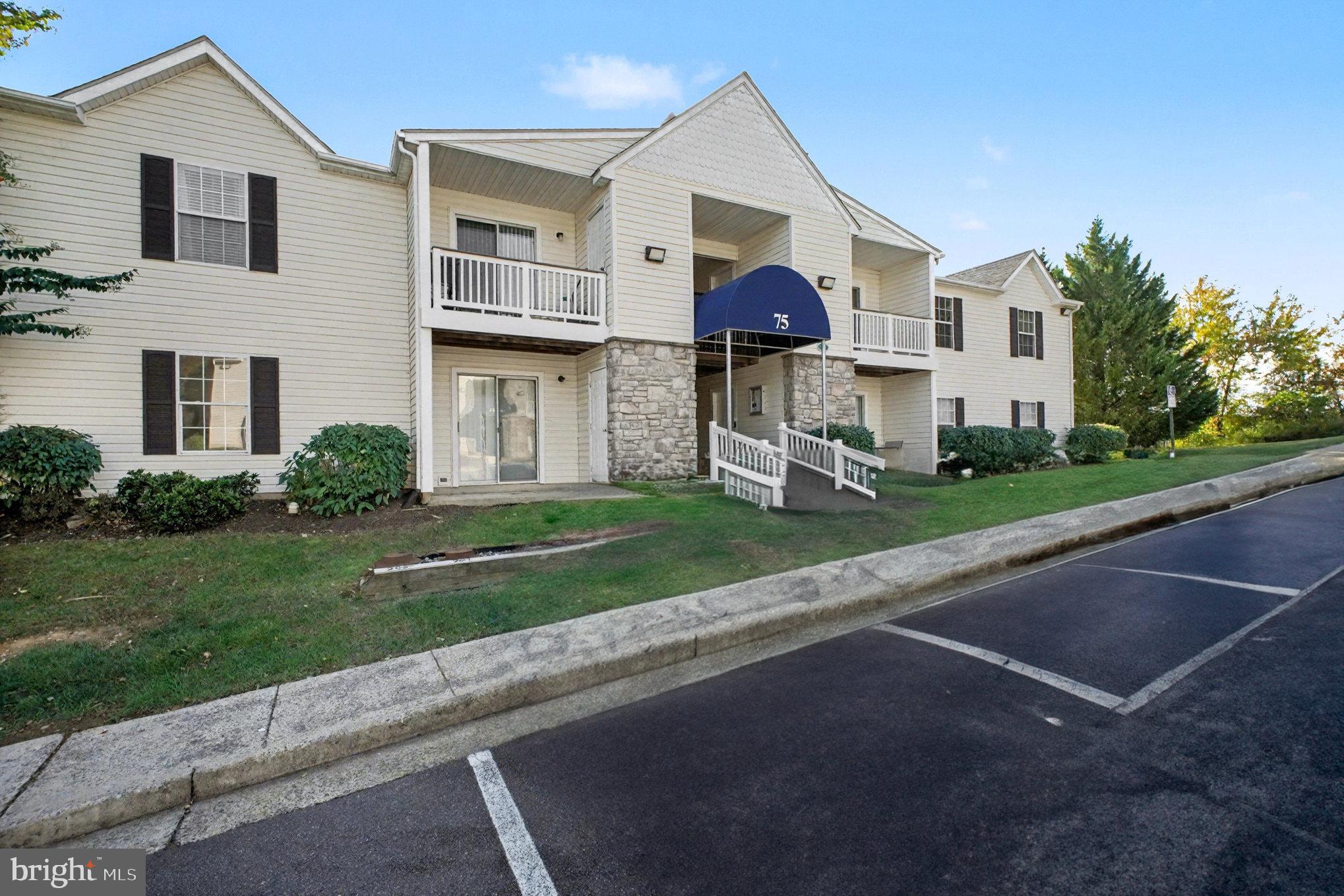 CARRIAGE POINTE AT AQUIA - Residential Lease