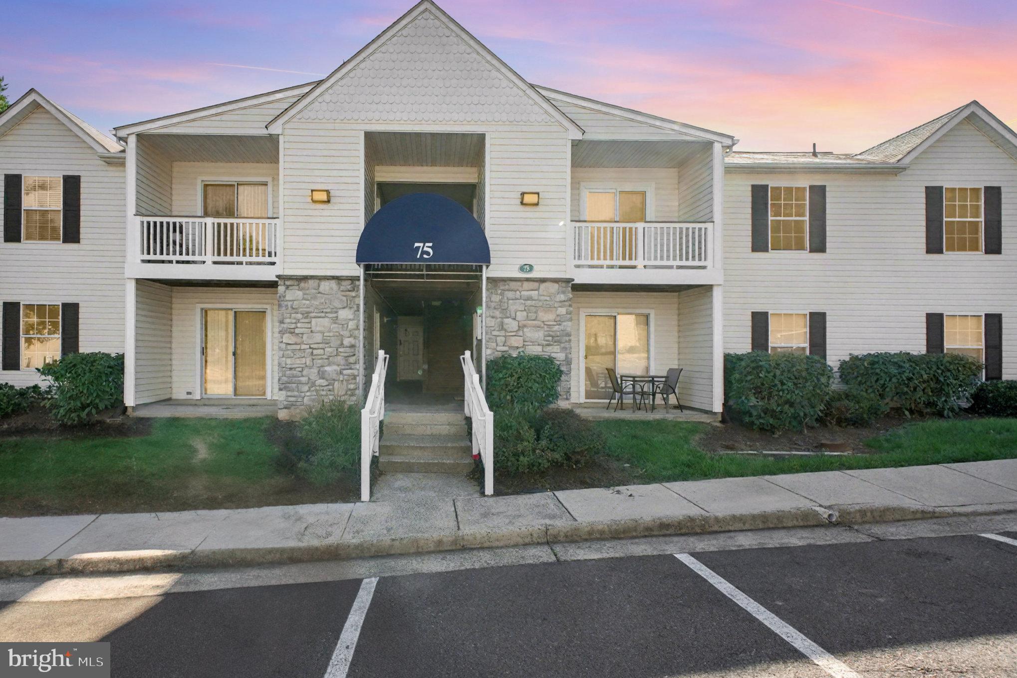 CARRIAGE POINTE AT AQUIA - Residential Lease