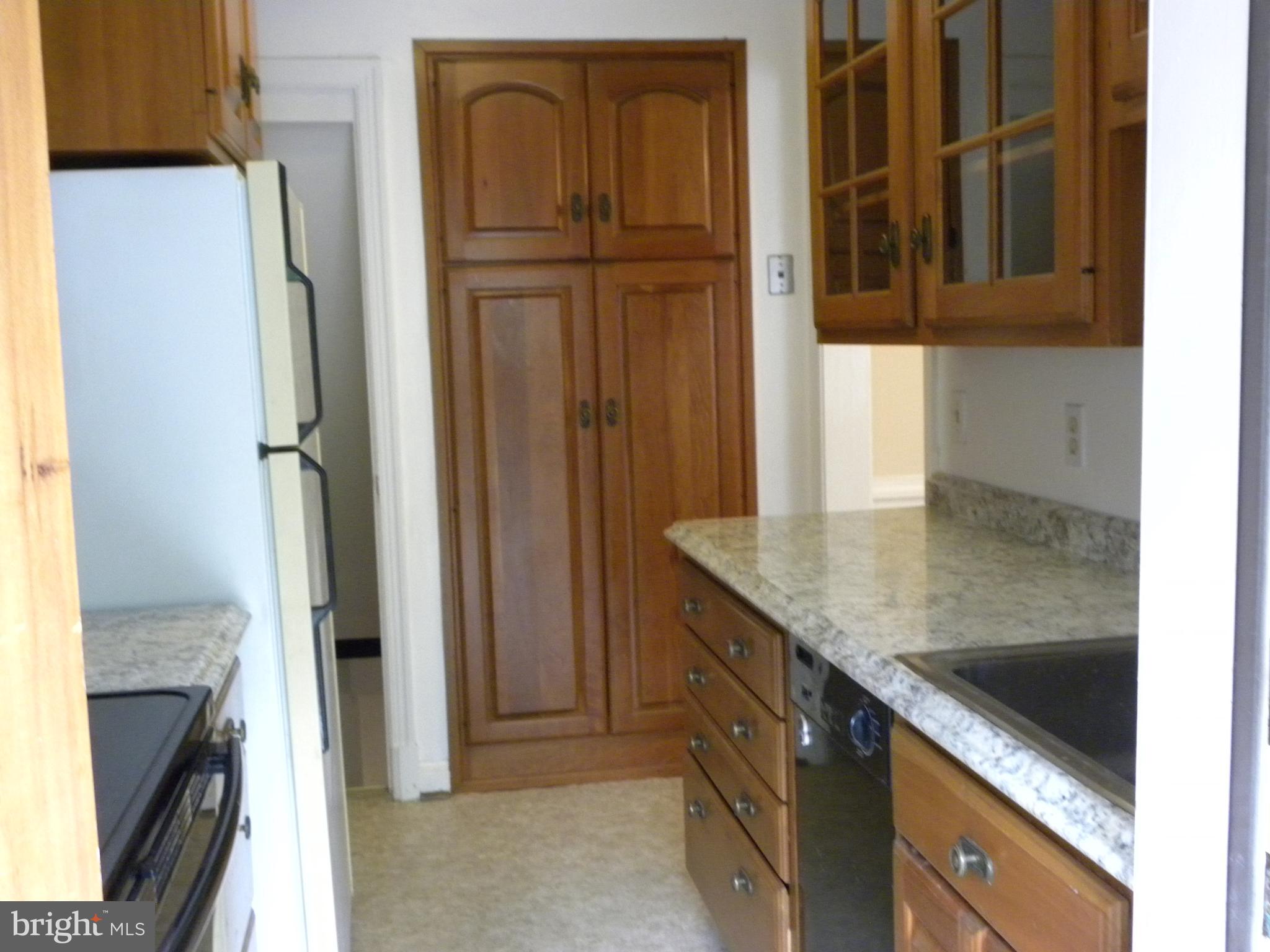 MONROE - Residential Lease