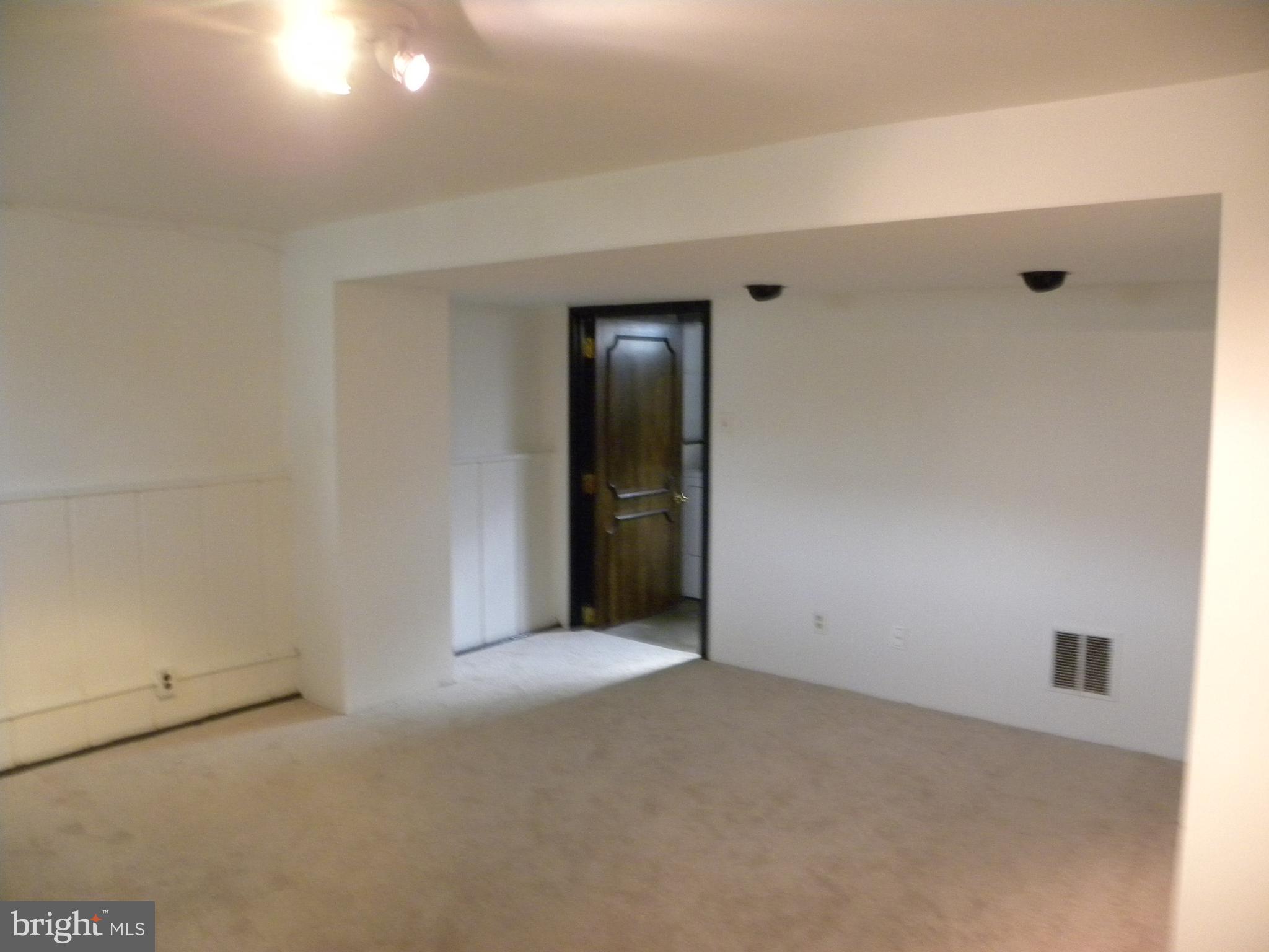 MONROE - Residential Lease