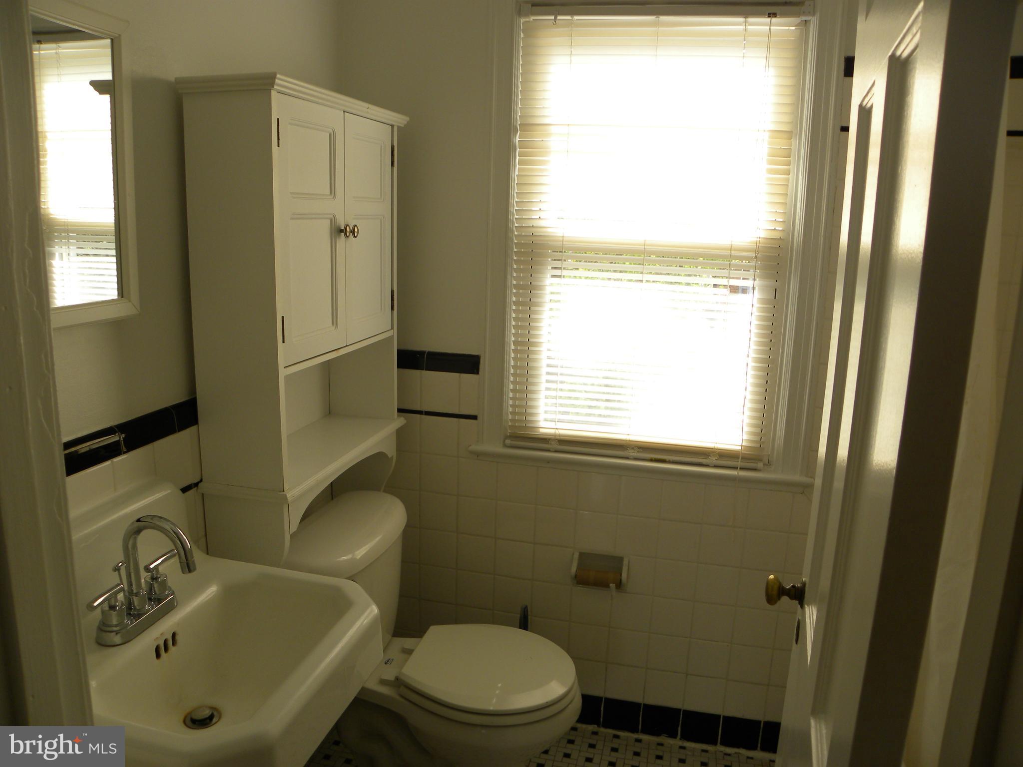 MONROE - Residential Lease