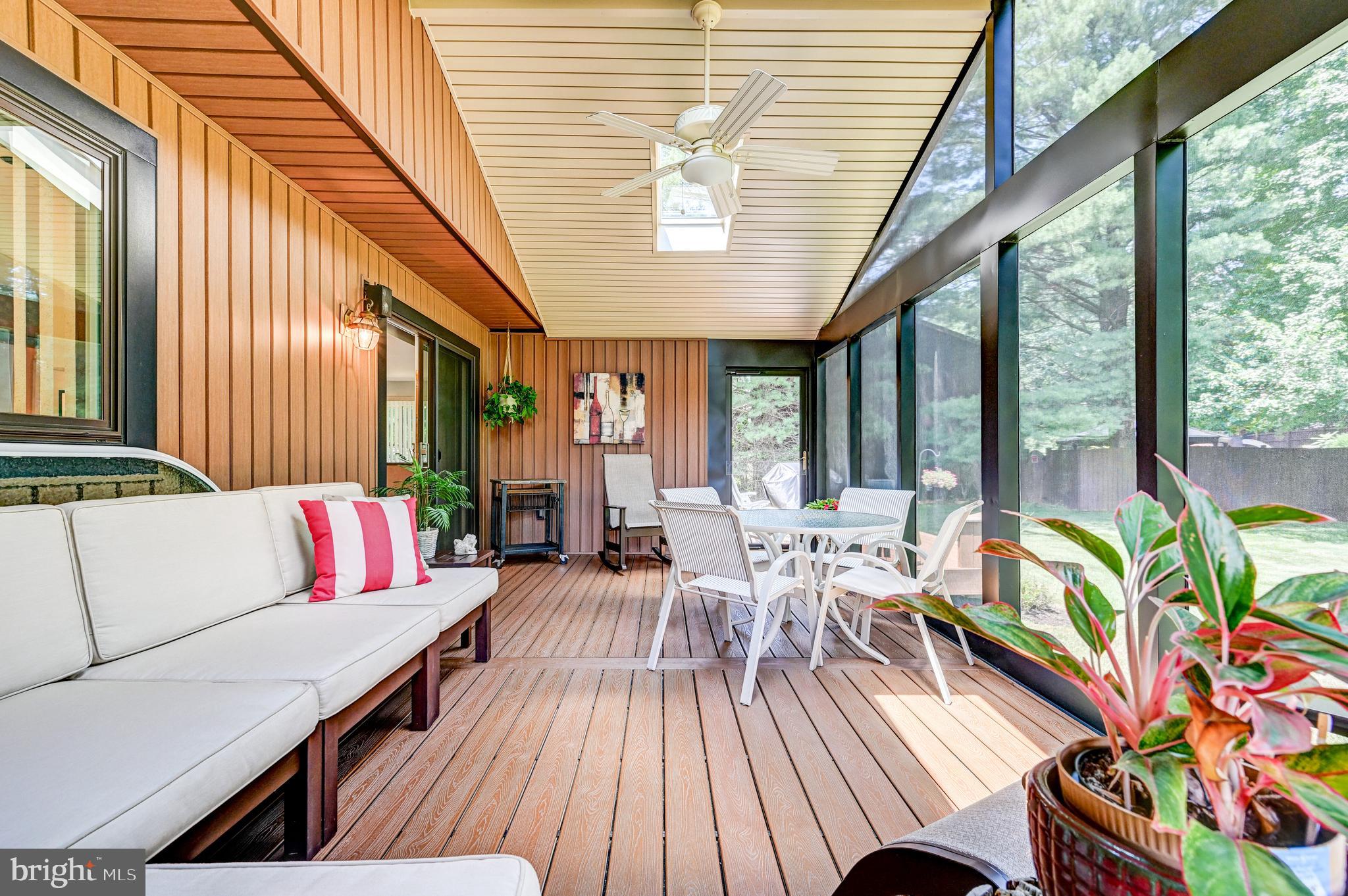 2 SPRUCE COURT