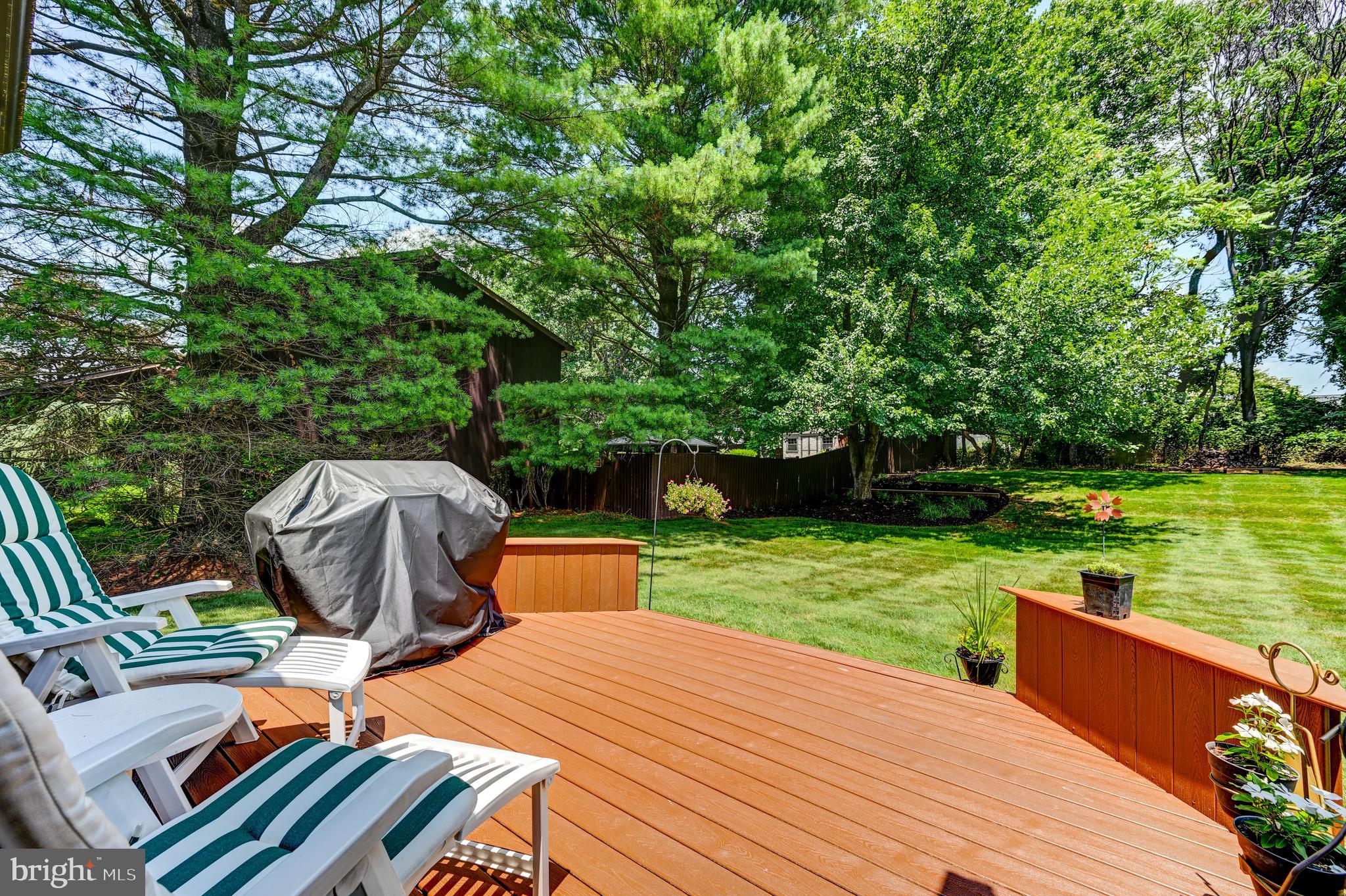 2 SPRUCE COURT