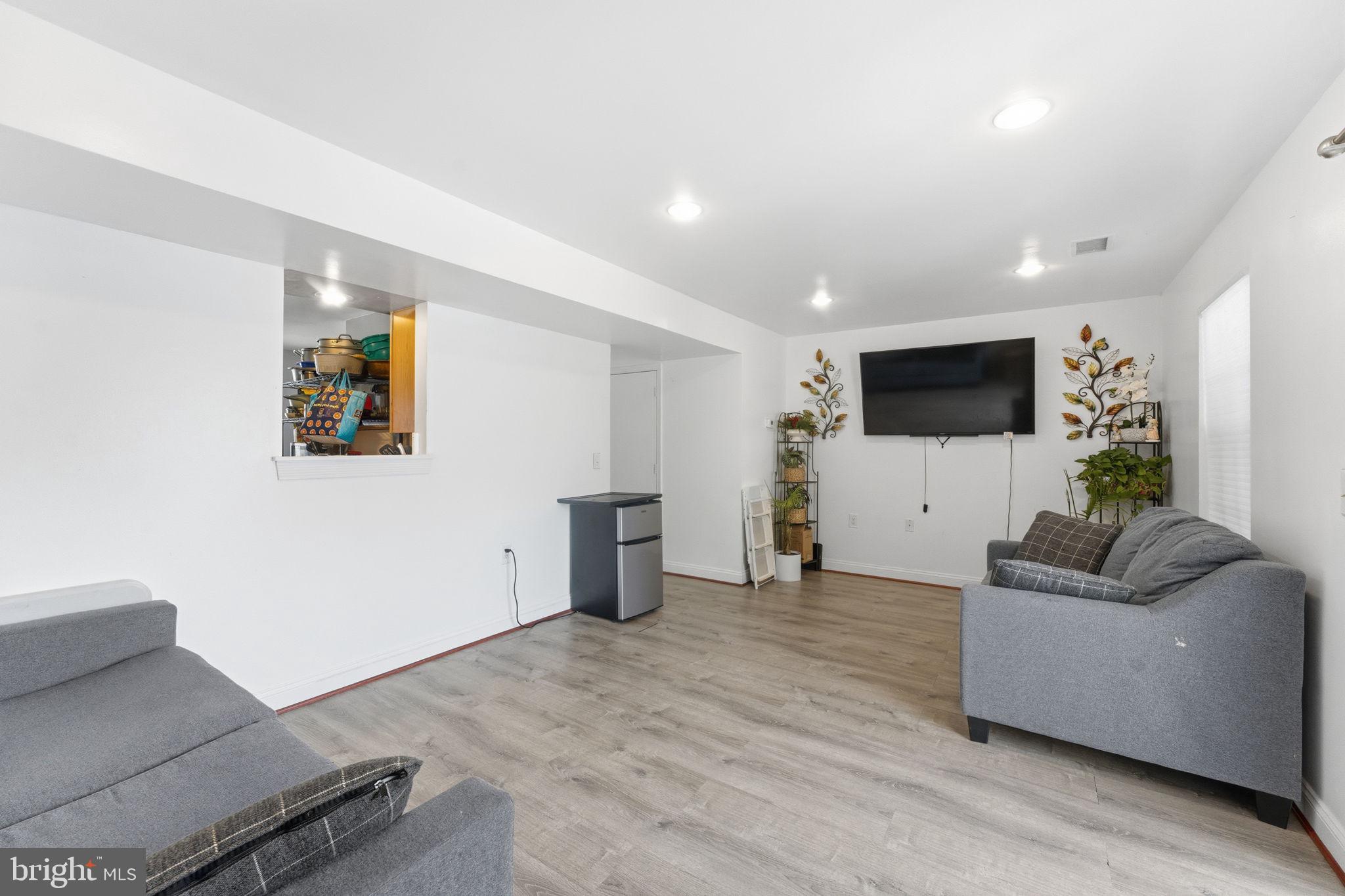 TANGLEWOOD TOWNHOMES SUB - Residential