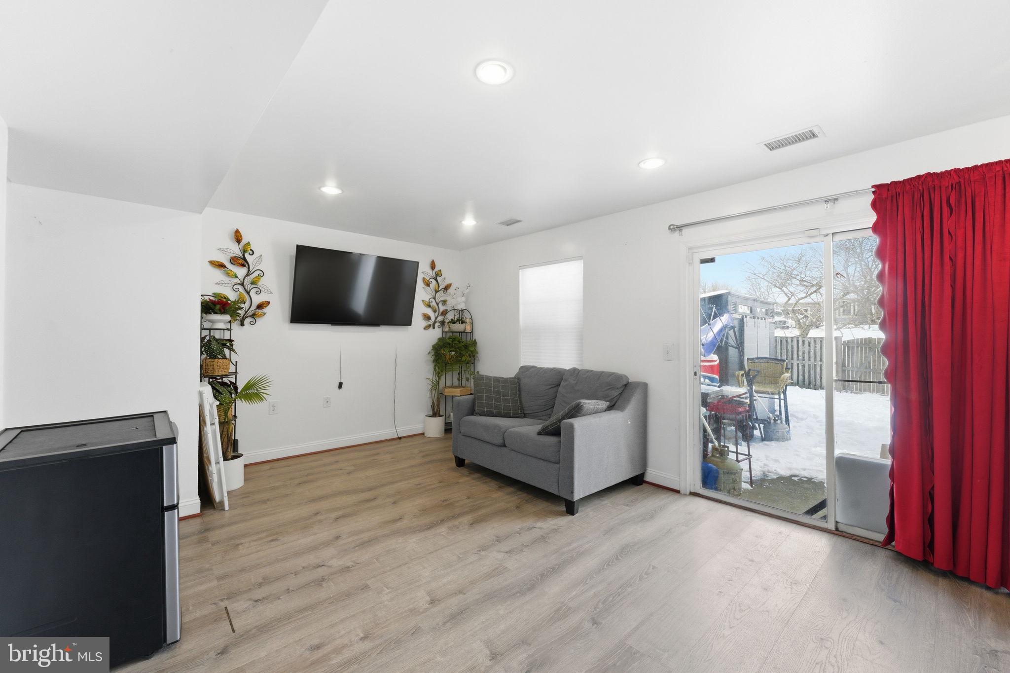 TANGLEWOOD TOWNHOMES SUB - Residential