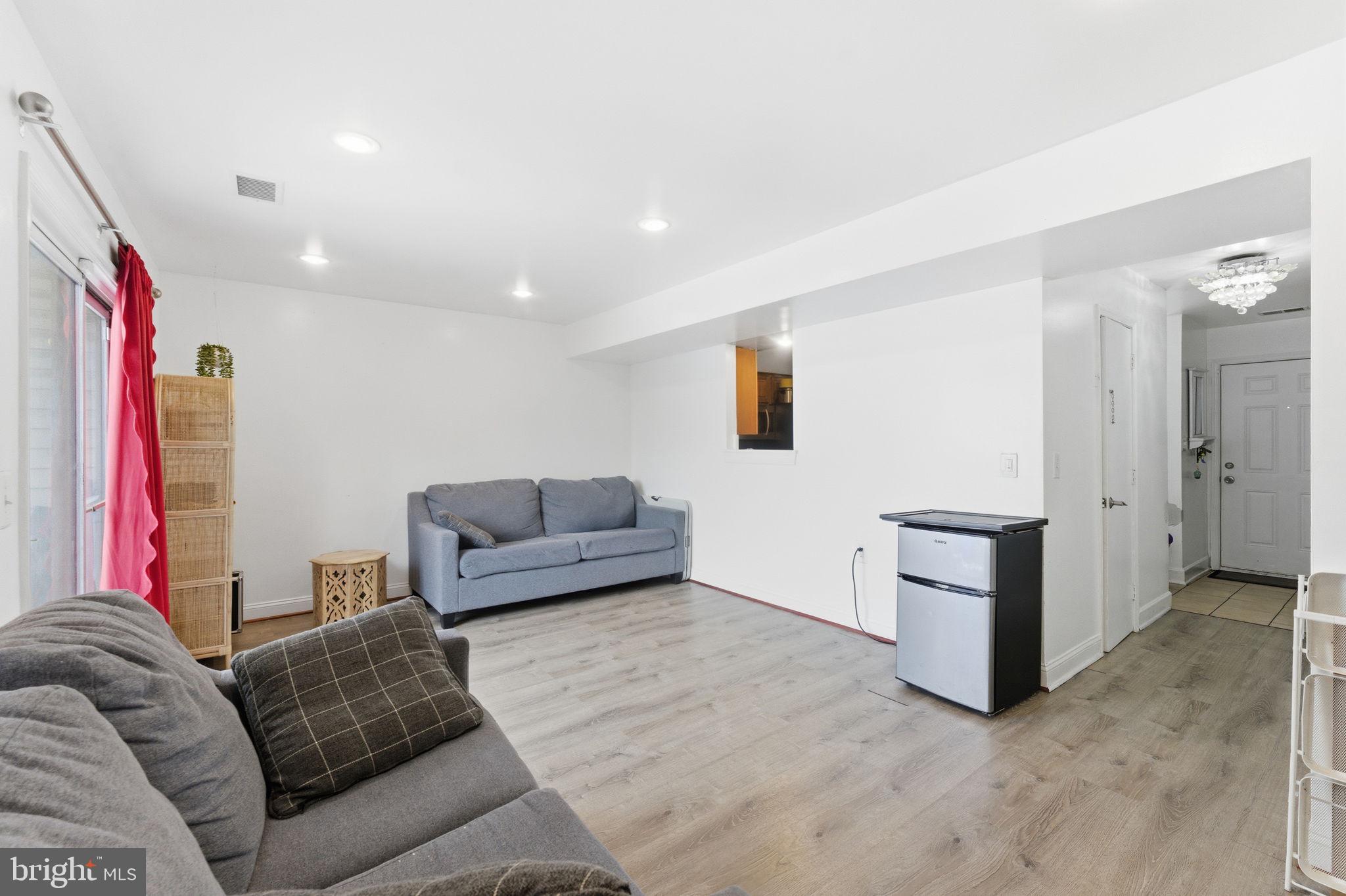 TANGLEWOOD TOWNHOMES SUB - Residential