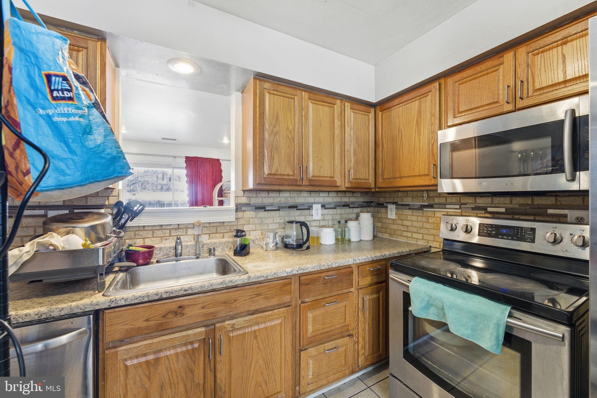 TANGLEWOOD TOWNHOMES SUB - Residential