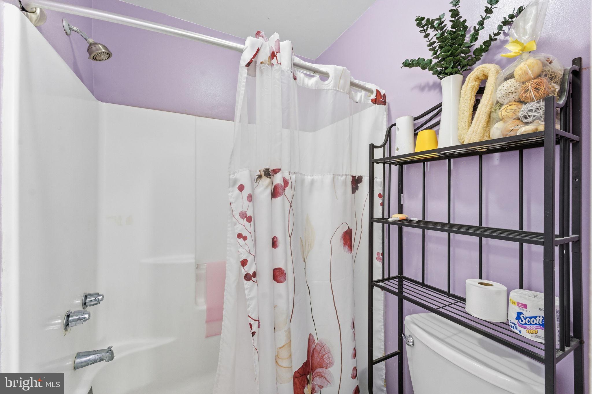 TANGLEWOOD TOWNHOMES SUB - Residential