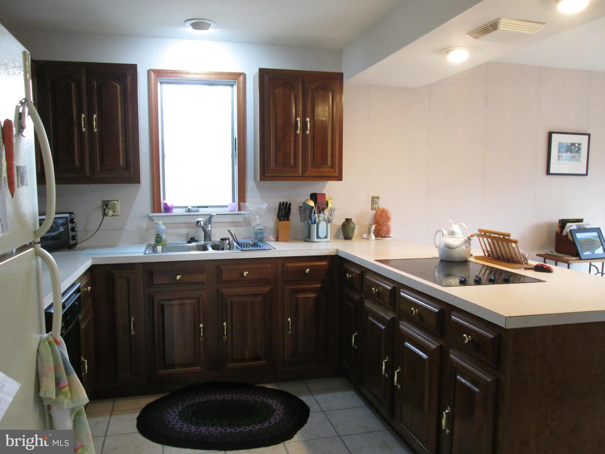 DOGWOOD FLATS - Residential