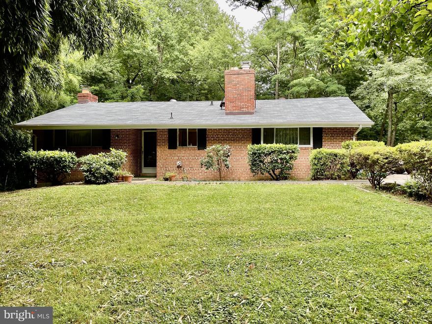 Spacious 5 bedrooms, 2 full baths rambler. Kitchen, dining room, fireplace in living room and in owners suite. This home is situated on 1 acre lot.