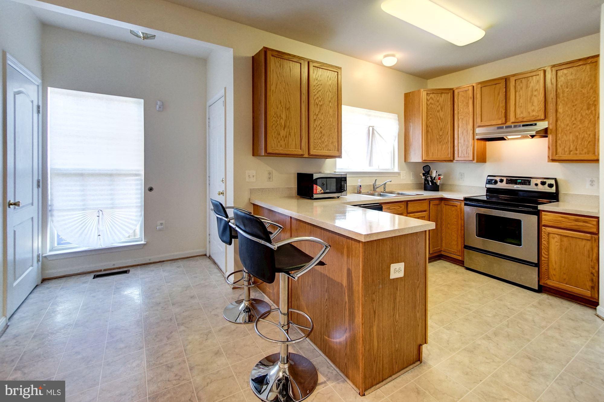 DORCHESTER - ST. CHARLES - Residential