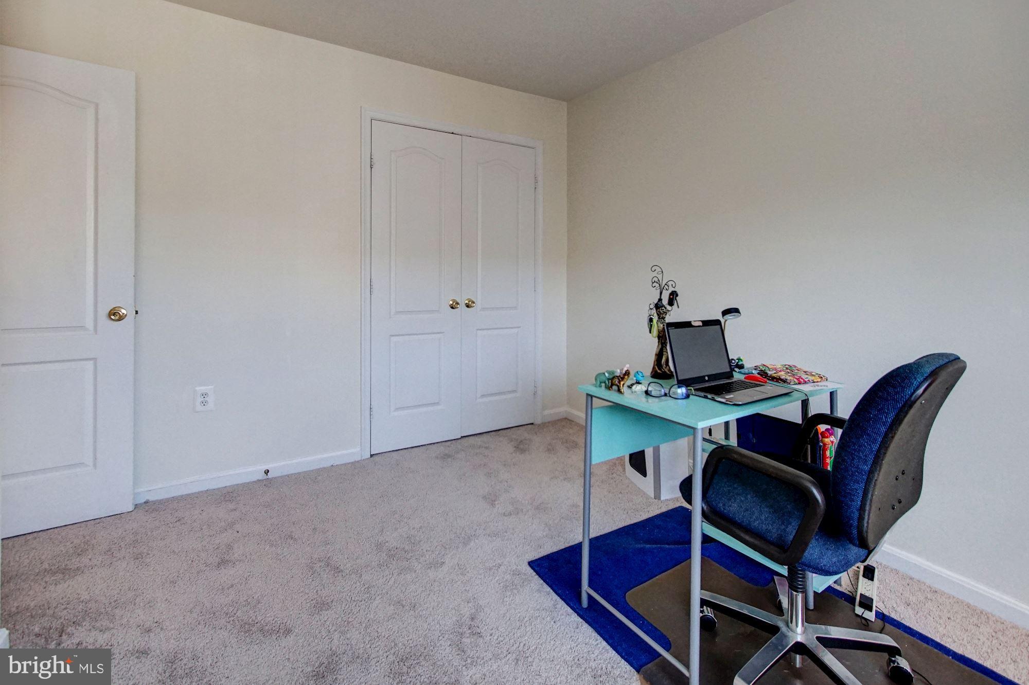 DORCHESTER - ST. CHARLES - Residential