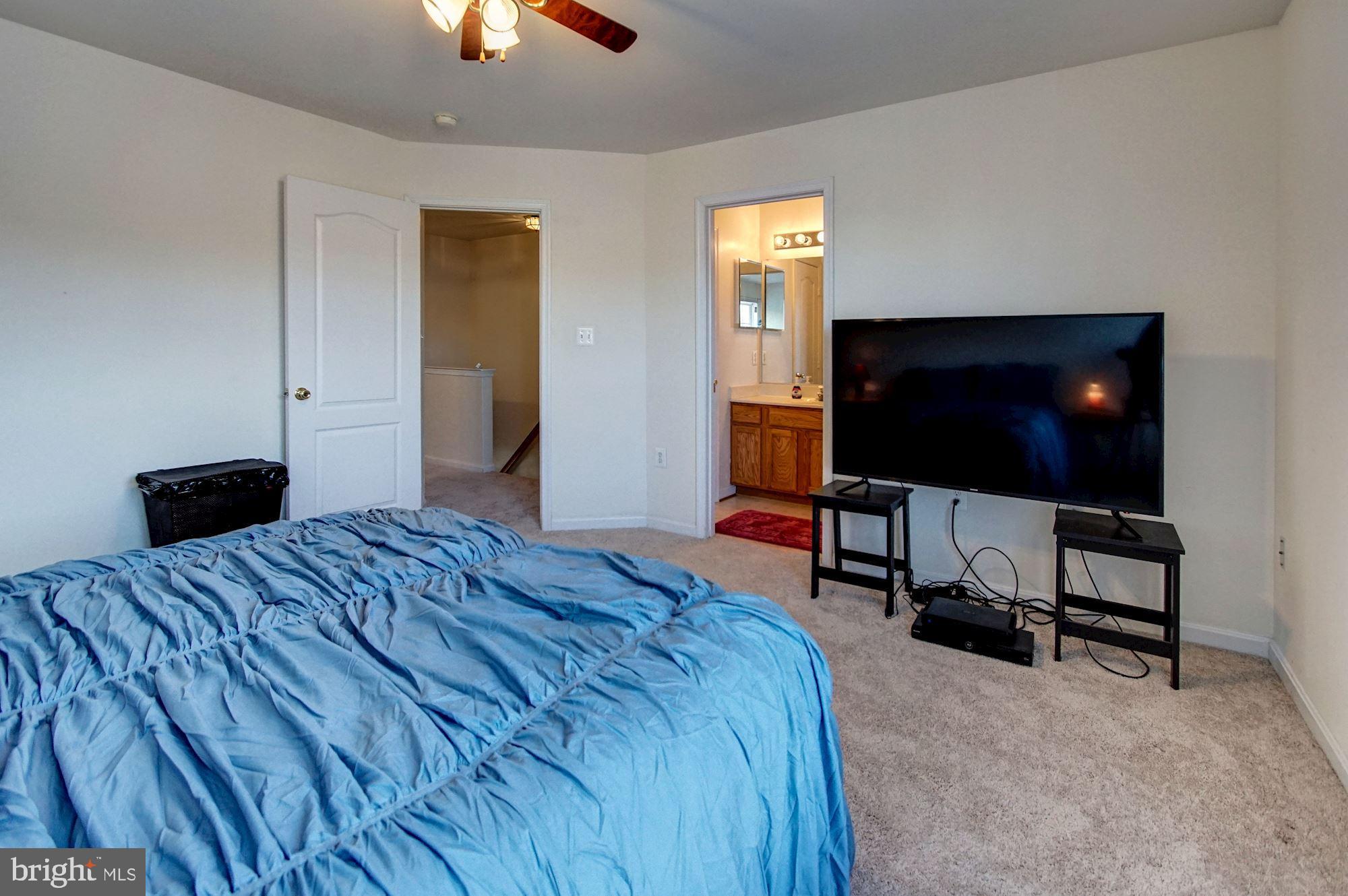 DORCHESTER - ST. CHARLES - Residential