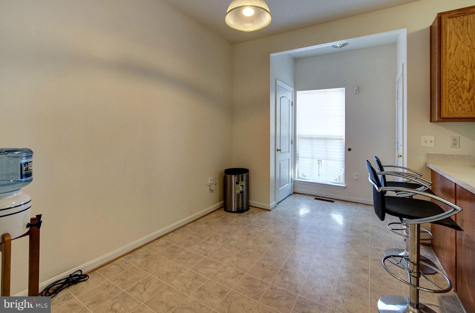 DORCHESTER - ST. CHARLES - Residential