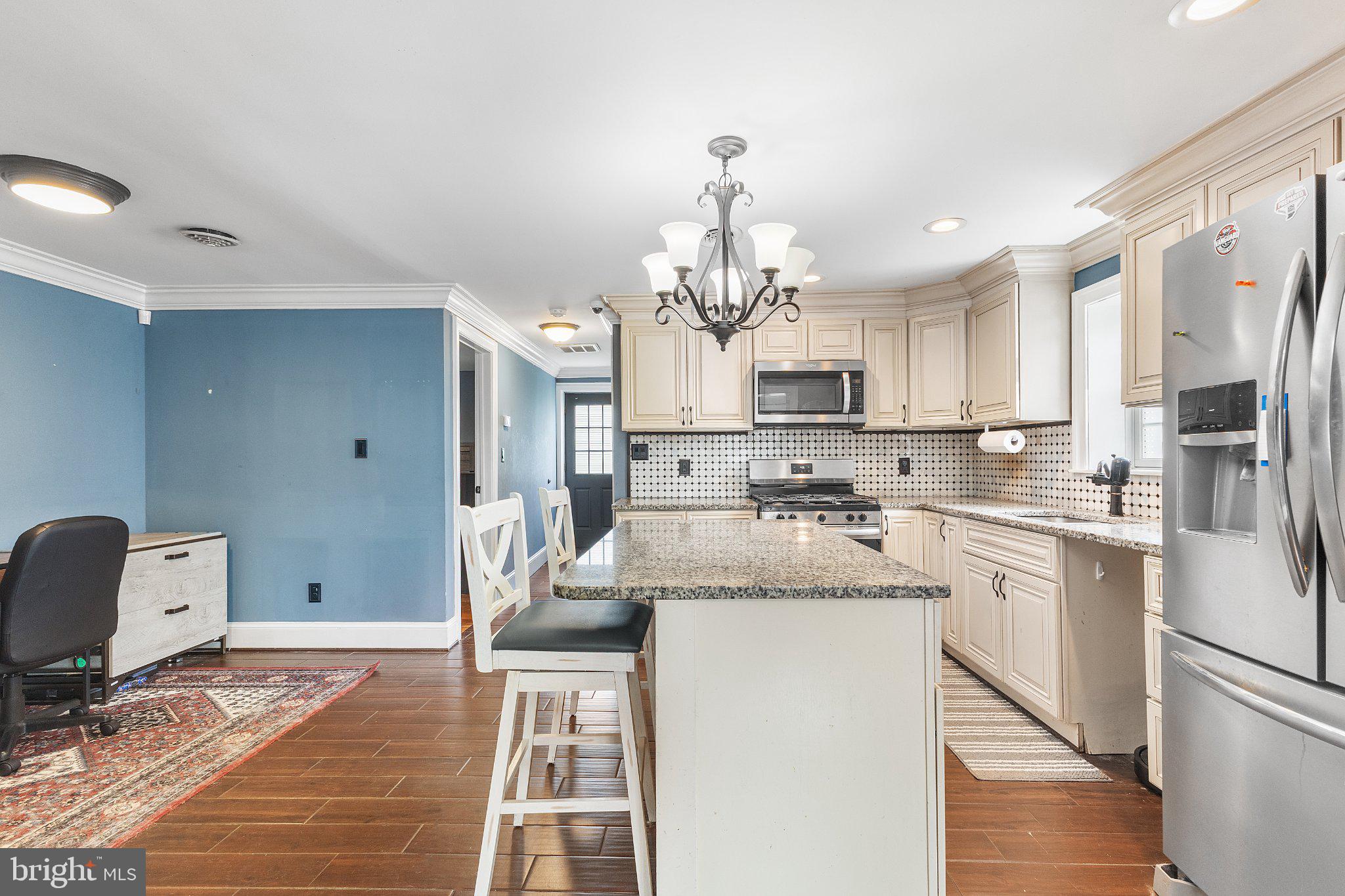 CHURCH HILL - Residential