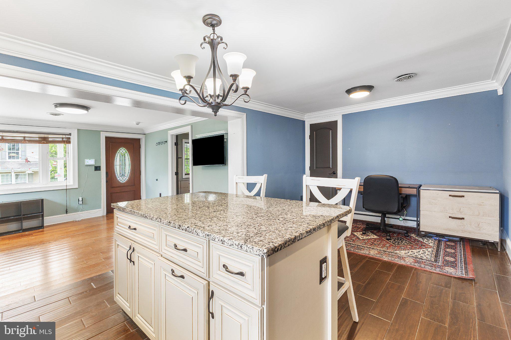 CHURCH HILL - Residential