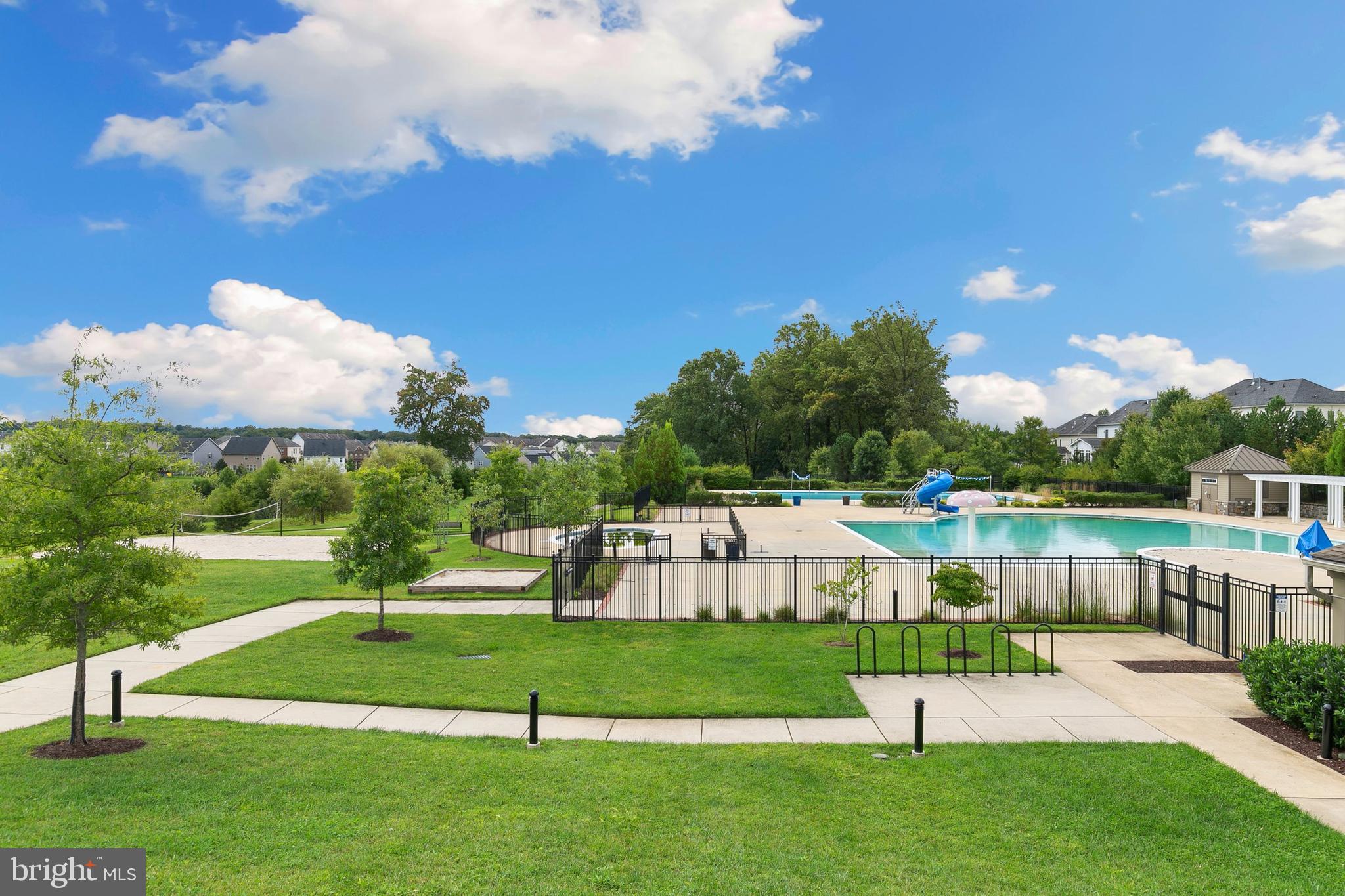 POPLAR RUN - Residential