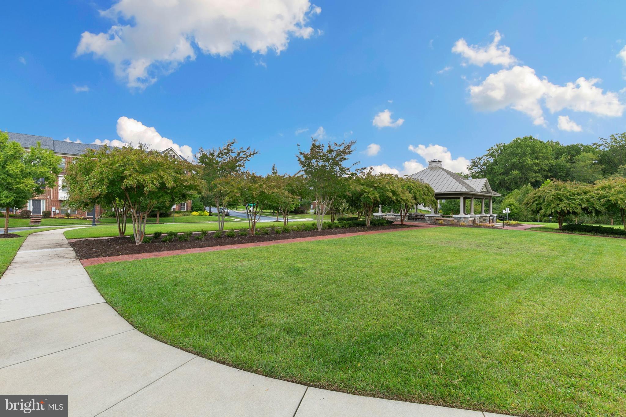 POPLAR RUN - Residential