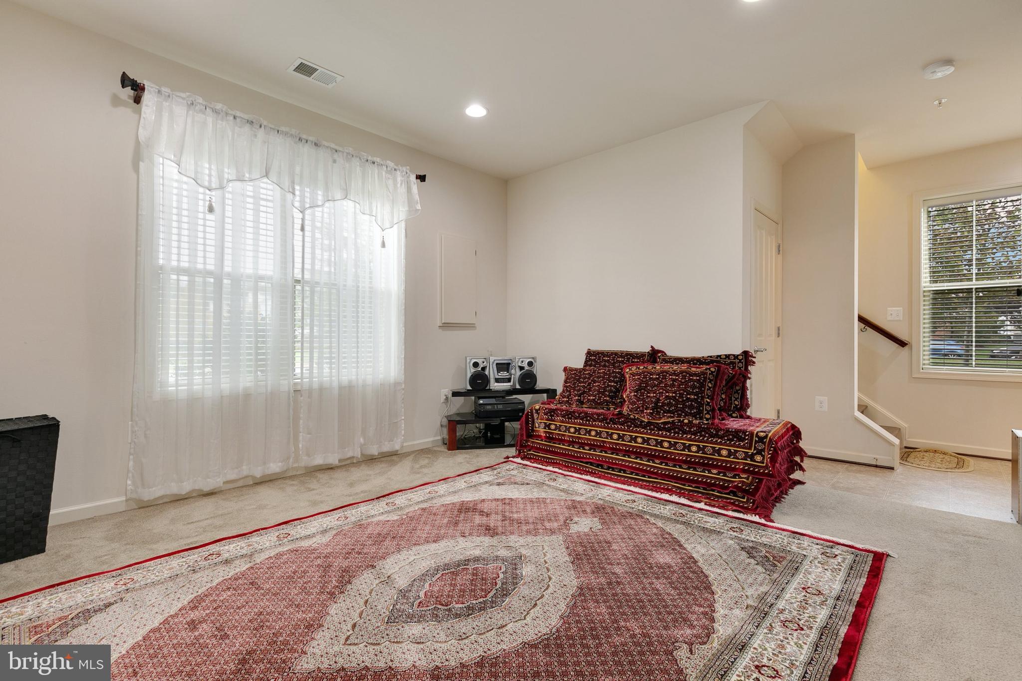 POPLAR RUN - Residential