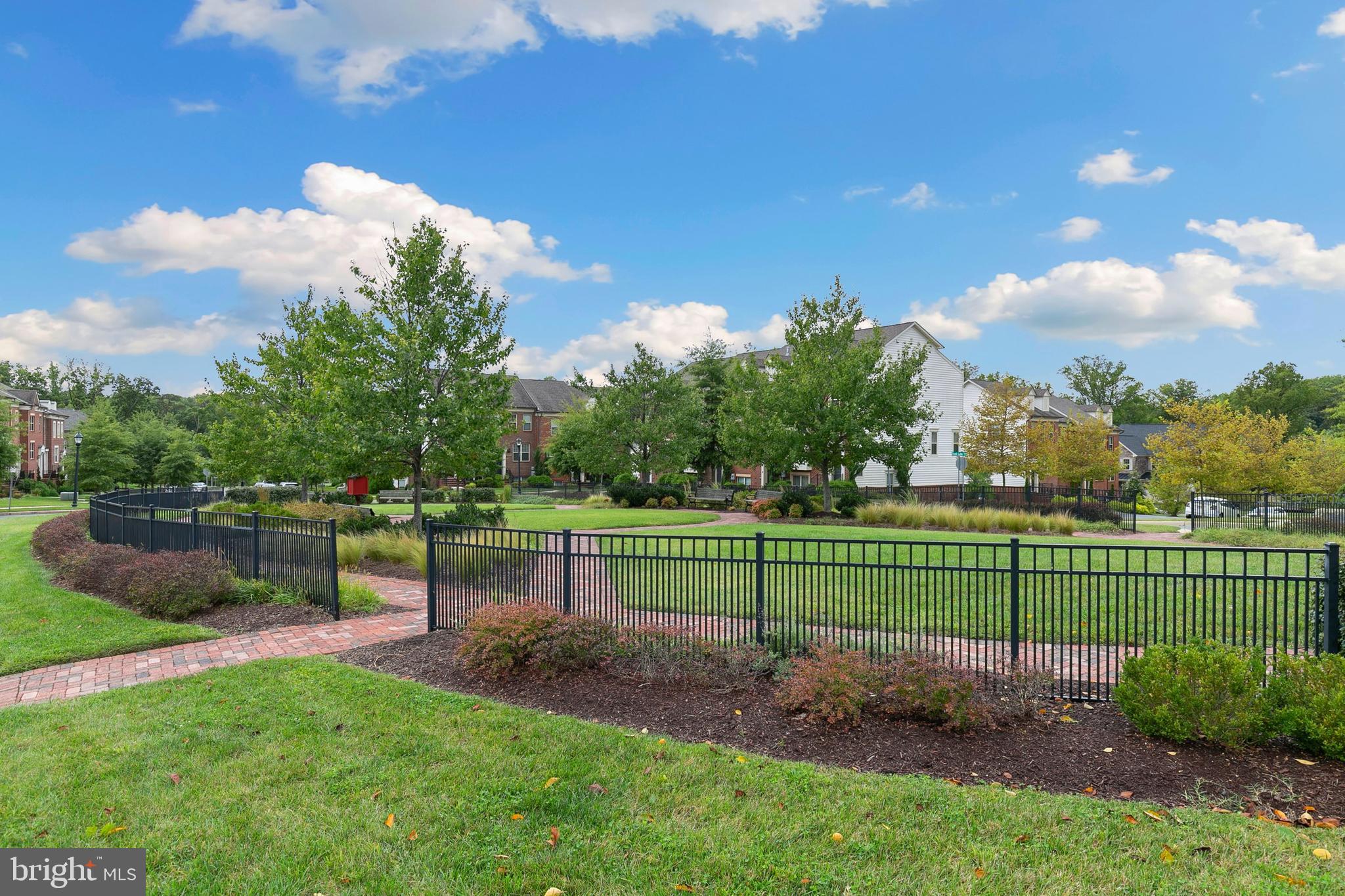 POPLAR RUN - Residential