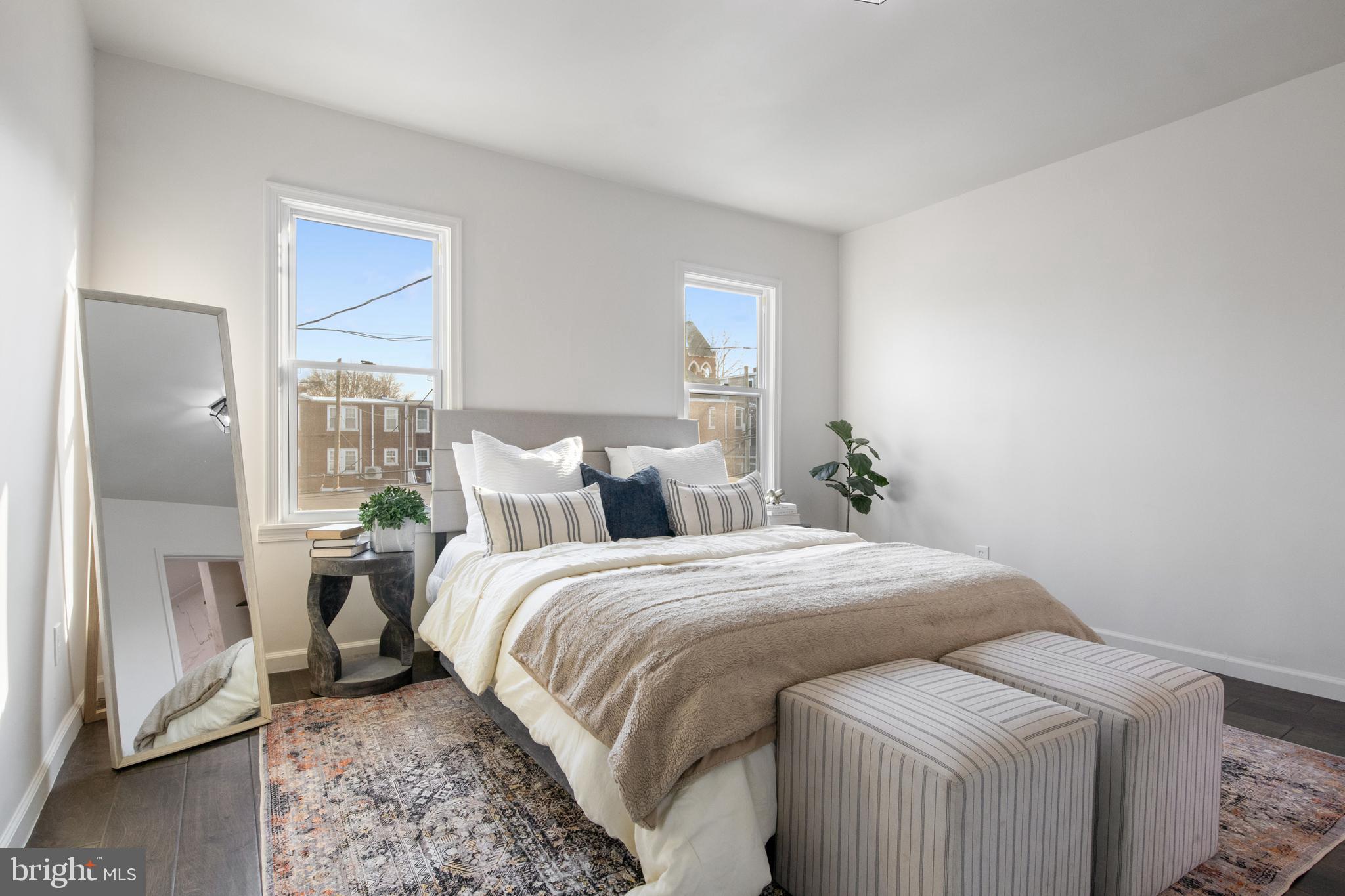 8TH WARD - Residential