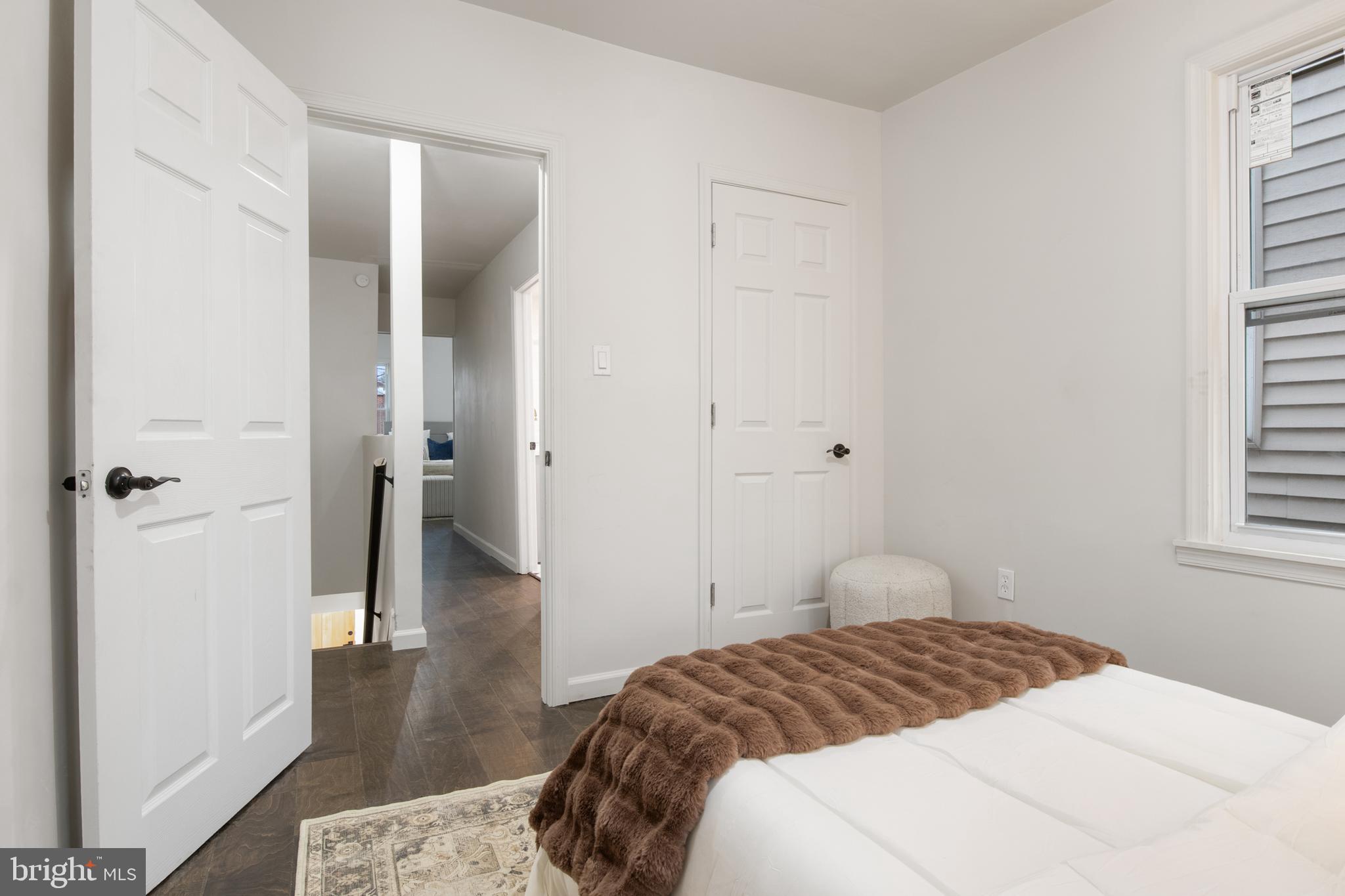 8TH WARD - Residential