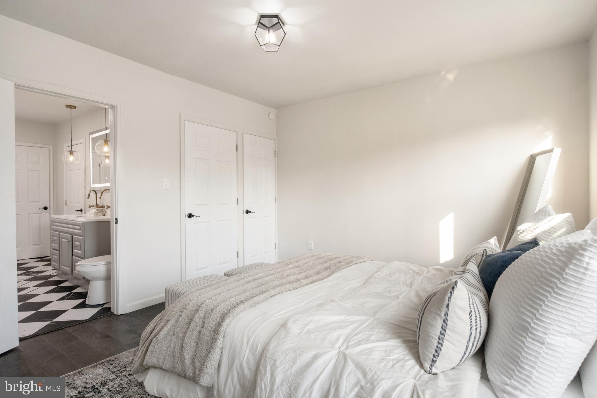 8TH WARD - Residential