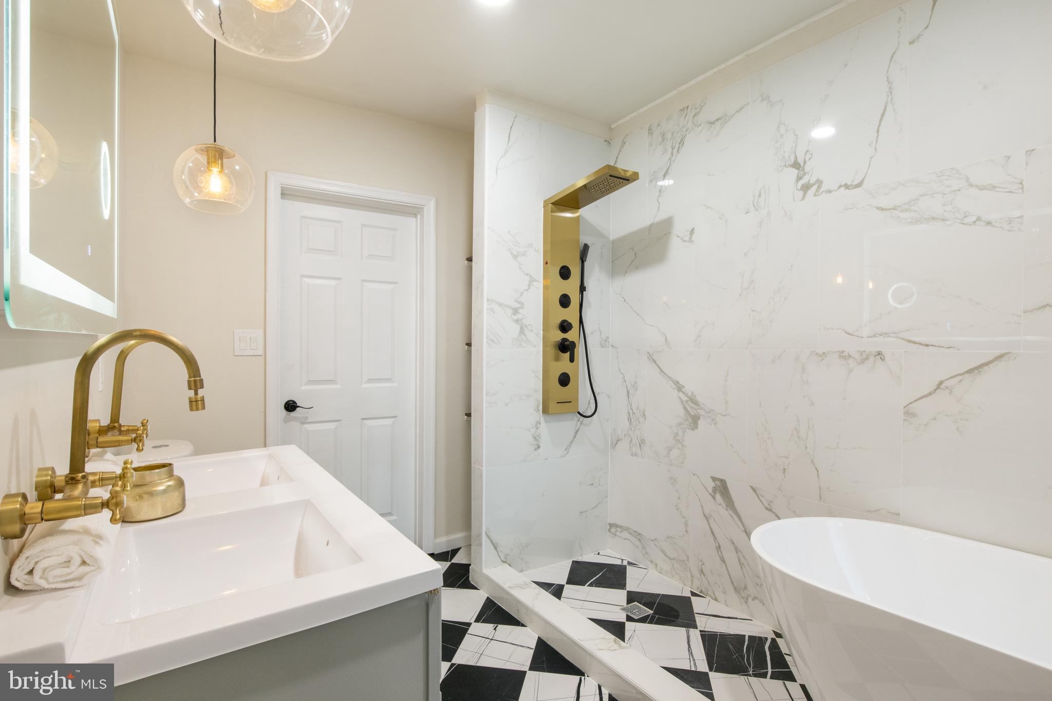 8TH WARD - Residential