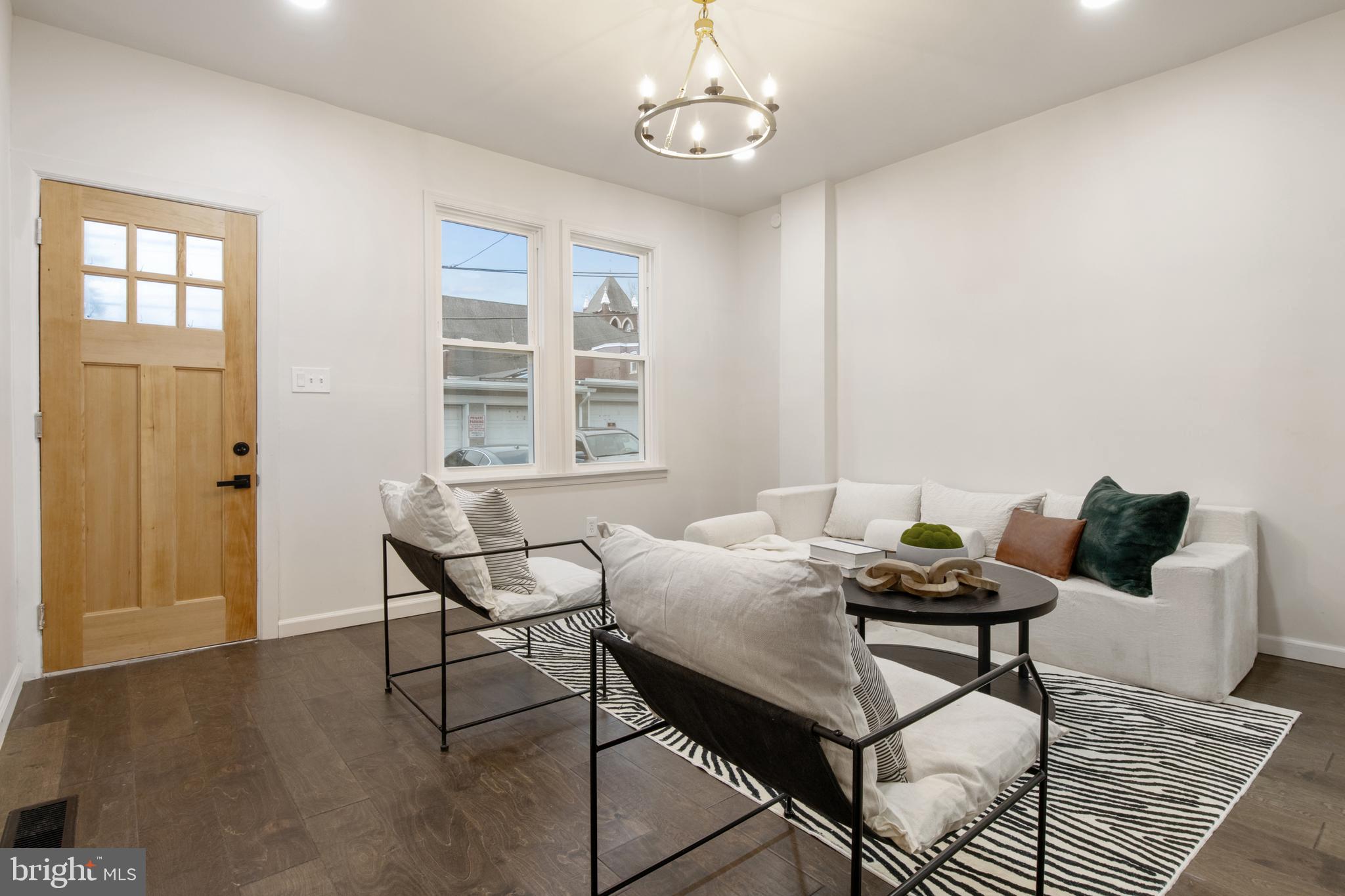 8TH WARD - Residential