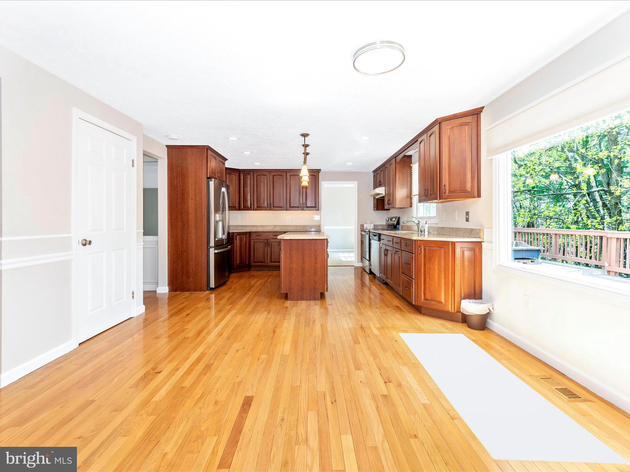 MILL CREEK SOUTH - Residential