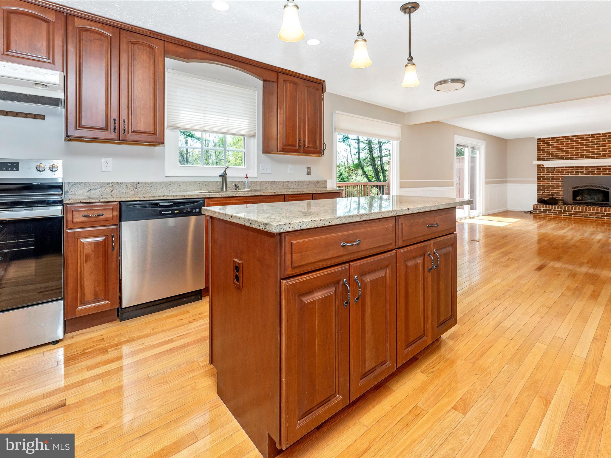 MILL CREEK SOUTH - Residential