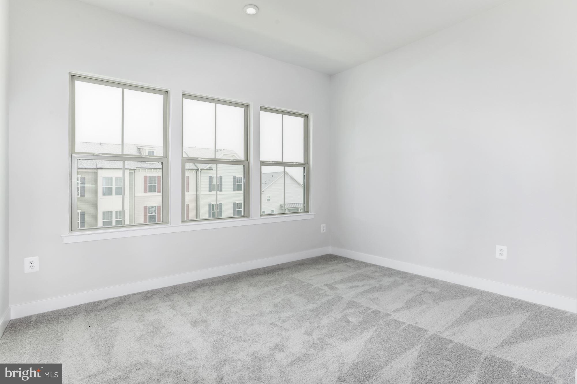 VILLAGES OF URBANA - Residential