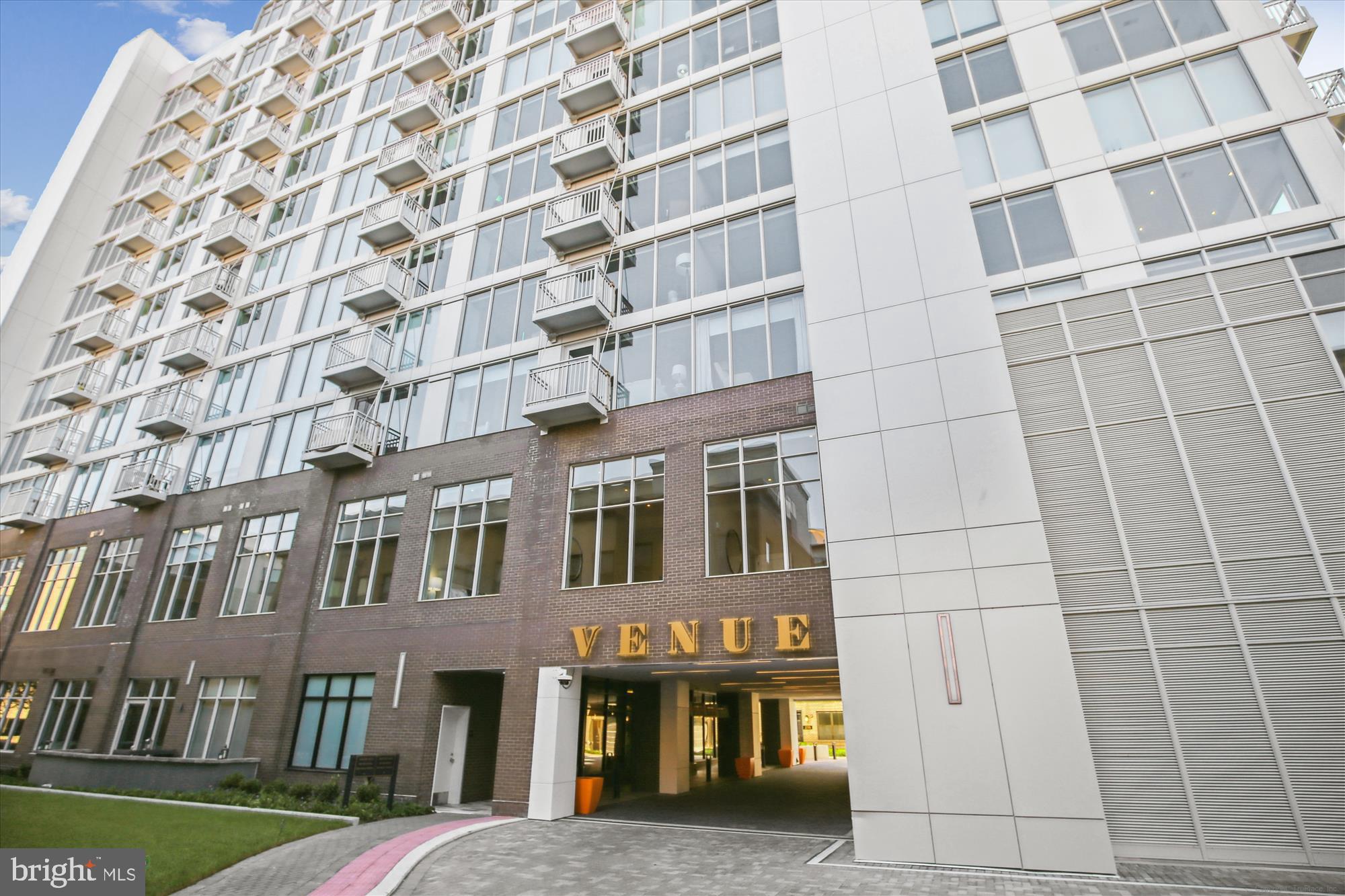 OLD TOWN NORTH - Residential