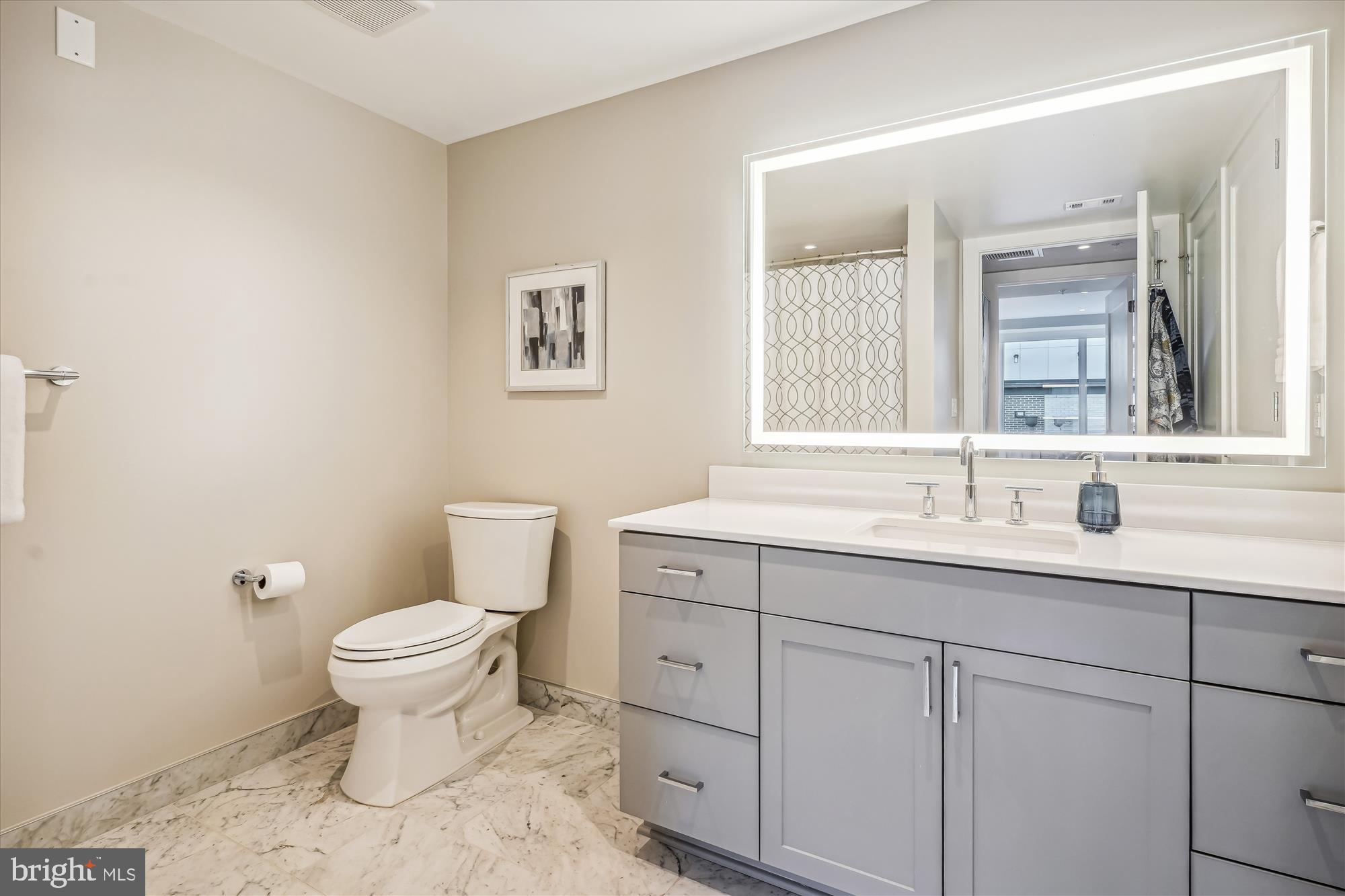 OLD TOWN NORTH - Residential