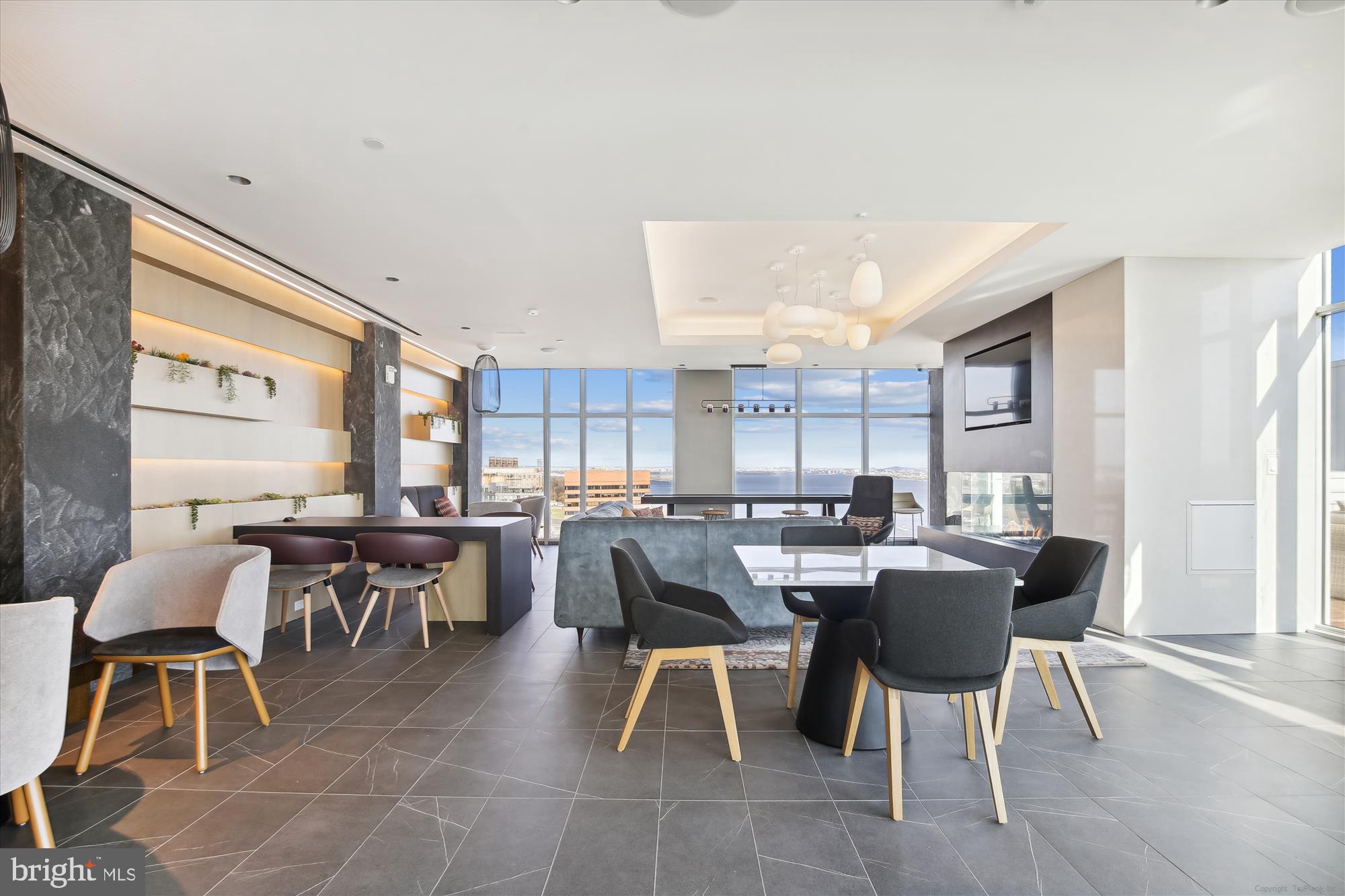 OLD TOWN NORTH - Residential