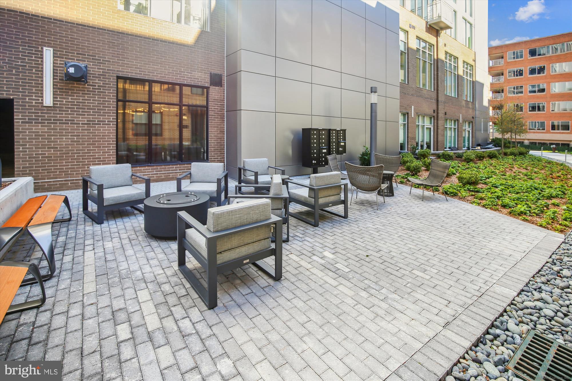 OLD TOWN NORTH - Residential