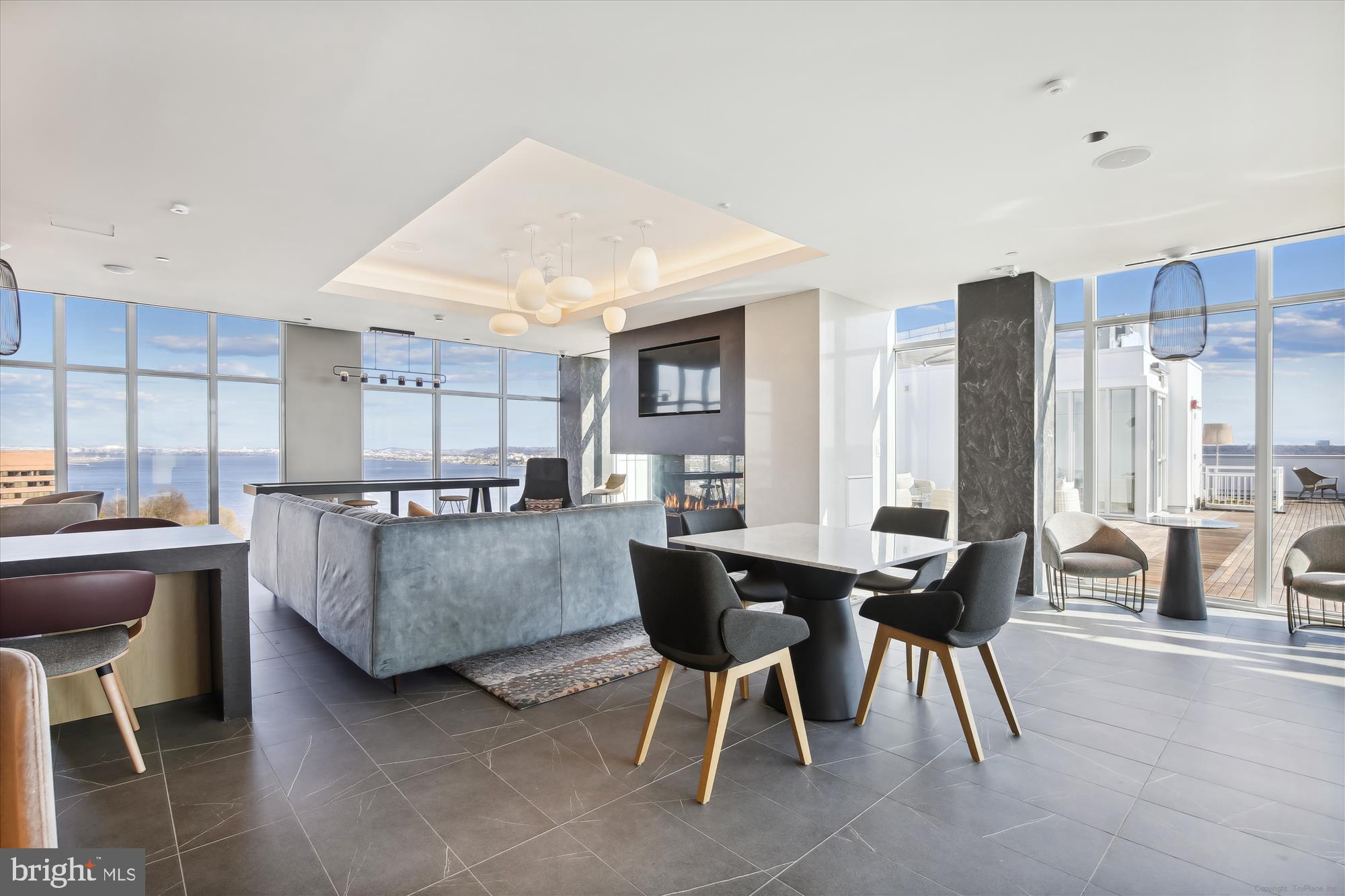 OLD TOWN NORTH - Residential