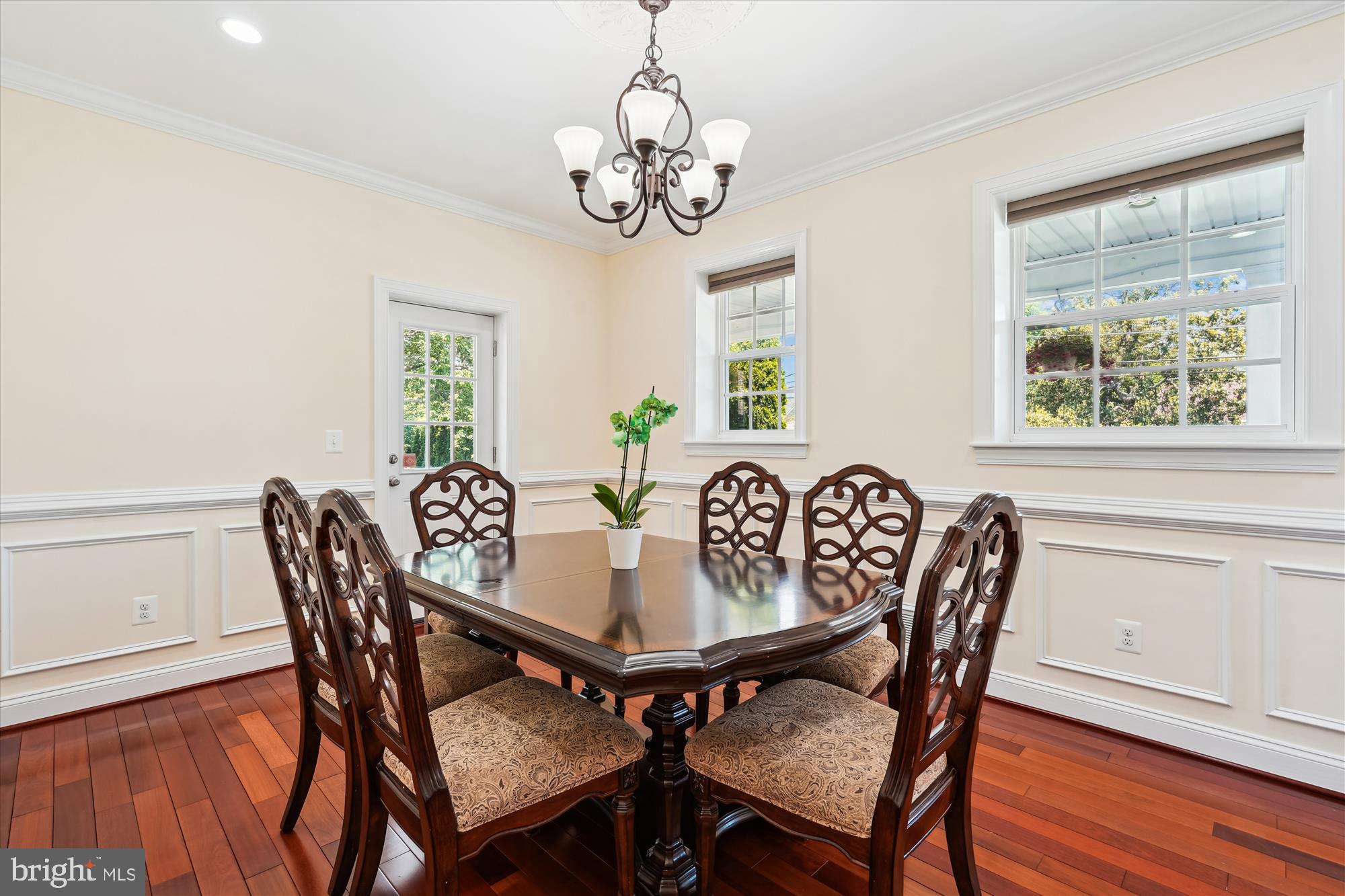 GEORGETOWN VILLAGE - Residential