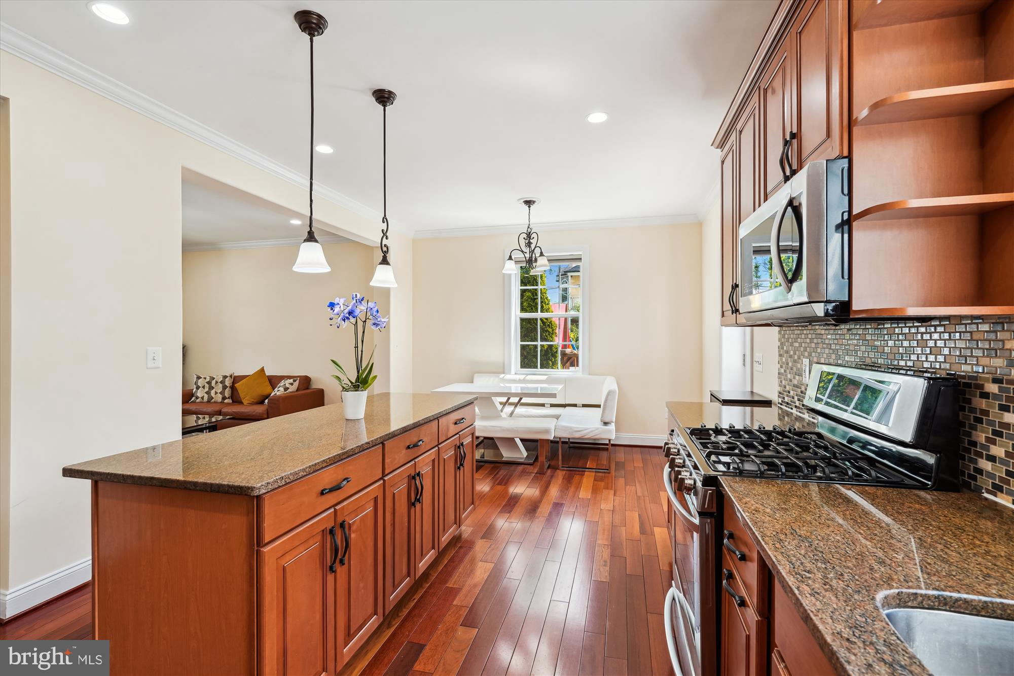 GEORGETOWN VILLAGE - Residential