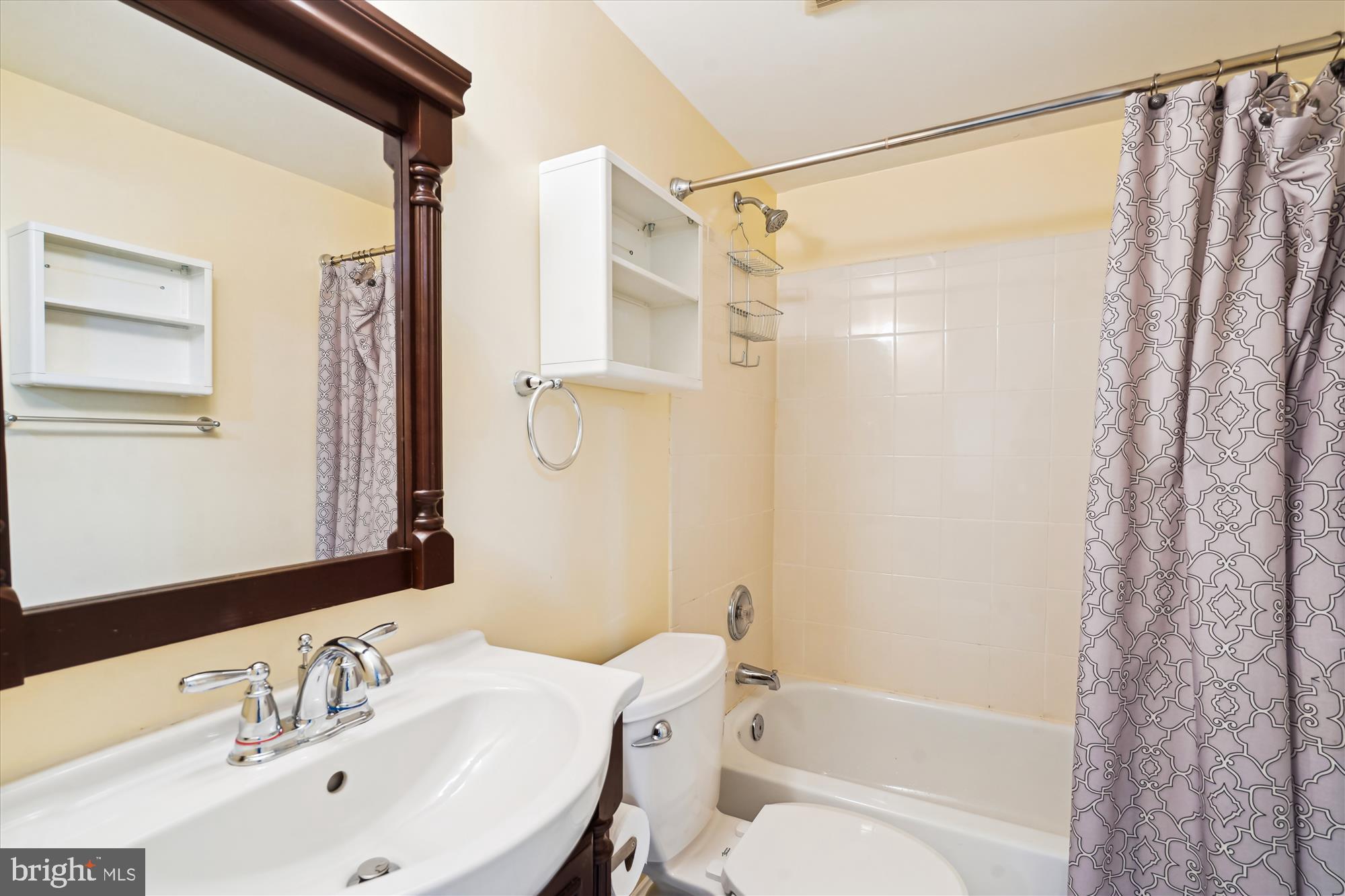 GEORGETOWN VILLAGE - Residential