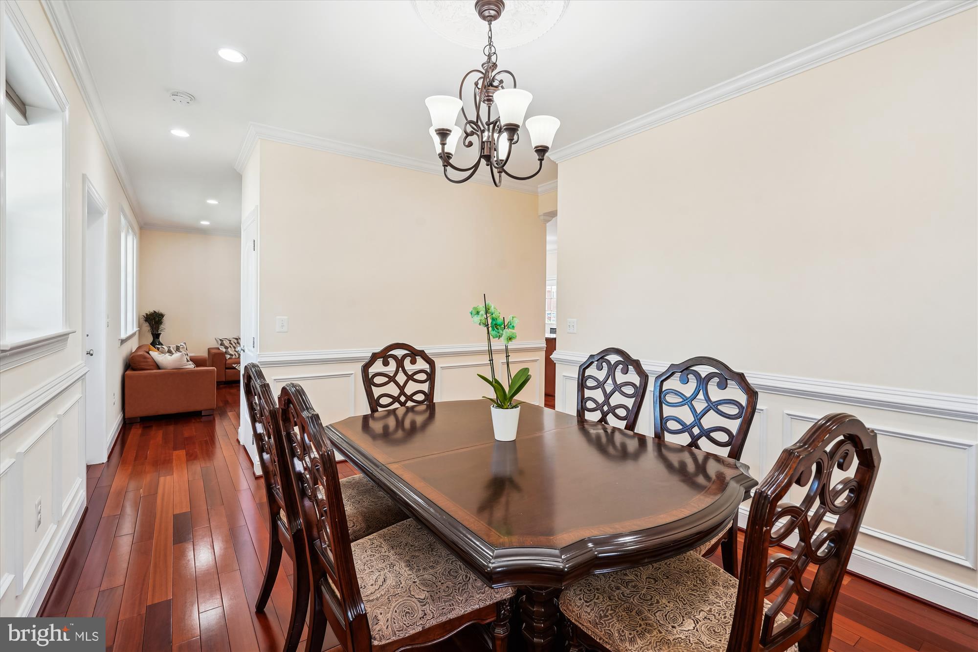 GEORGETOWN VILLAGE - Residential