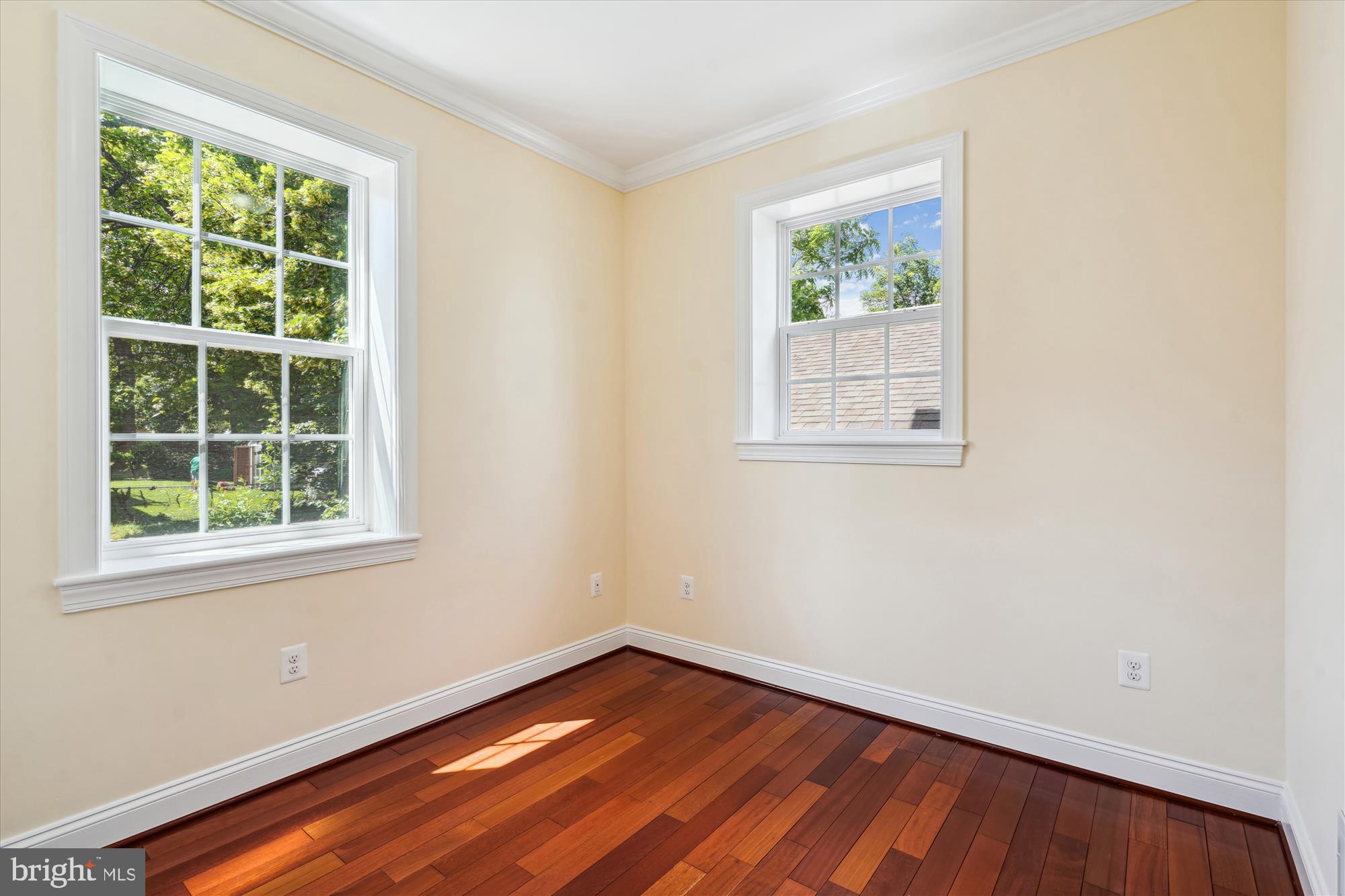 GEORGETOWN VILLAGE - Residential