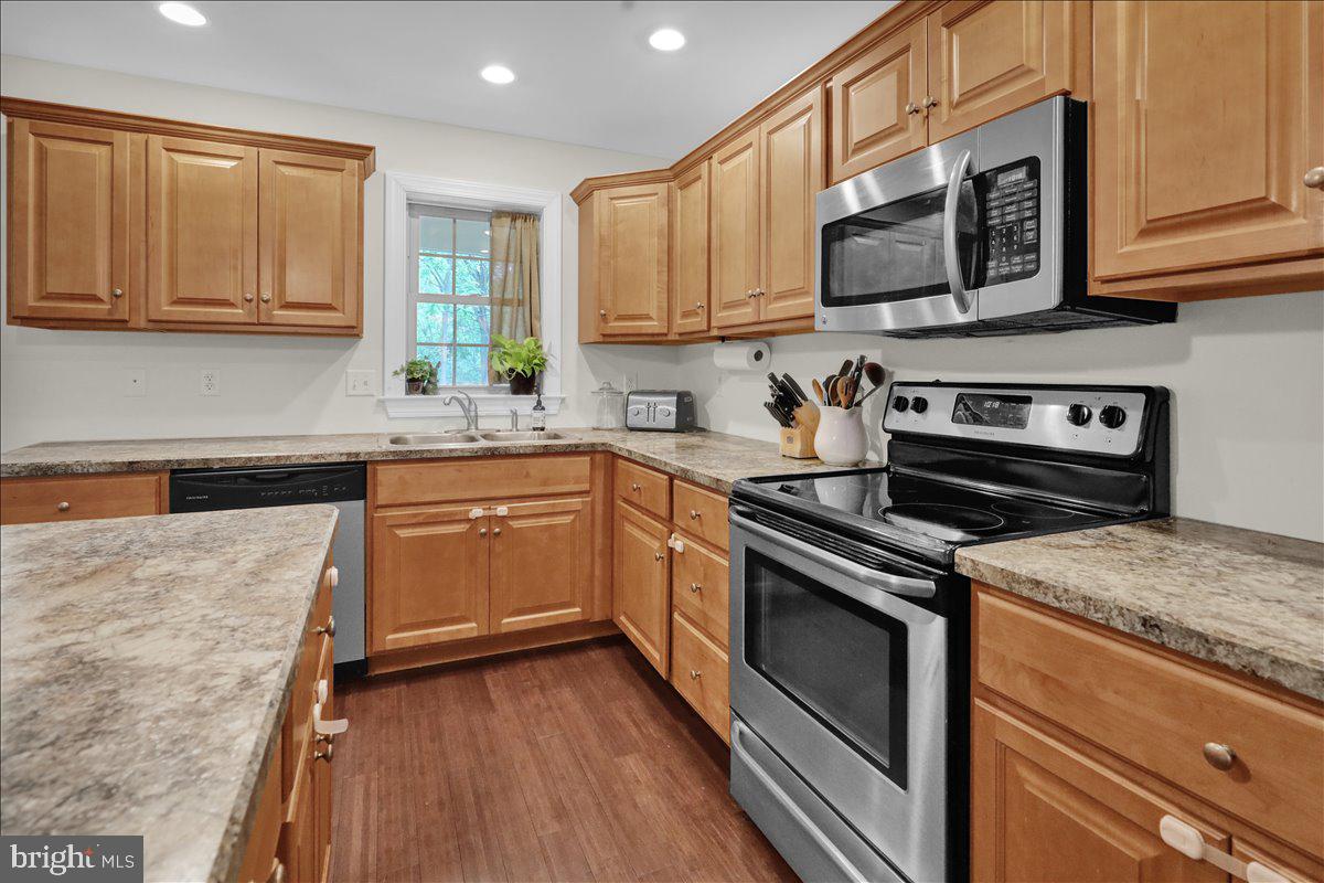 IRON VALLEY ESTATES - Residential