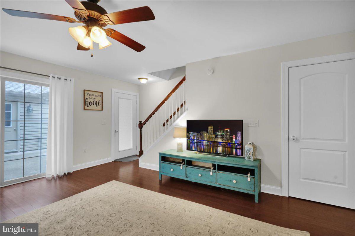 IRON VALLEY ESTATES - Residential